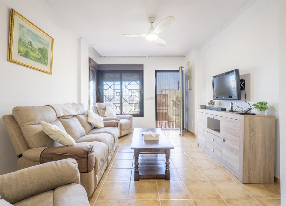 Herverkoop - Stadswoning -
SAN CAYETANO