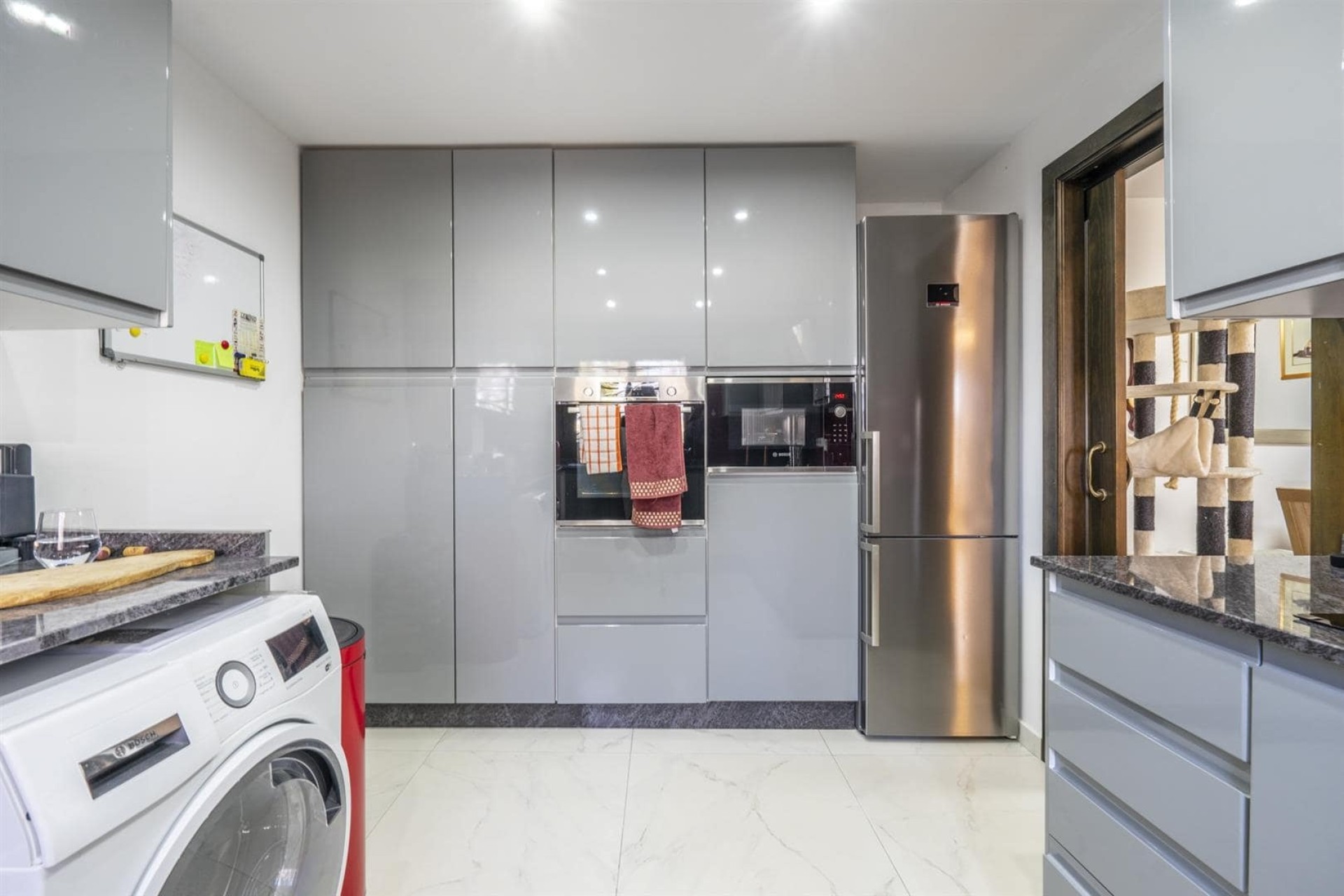 Herverkoop - Stadswoning -
SAN CAYETANO