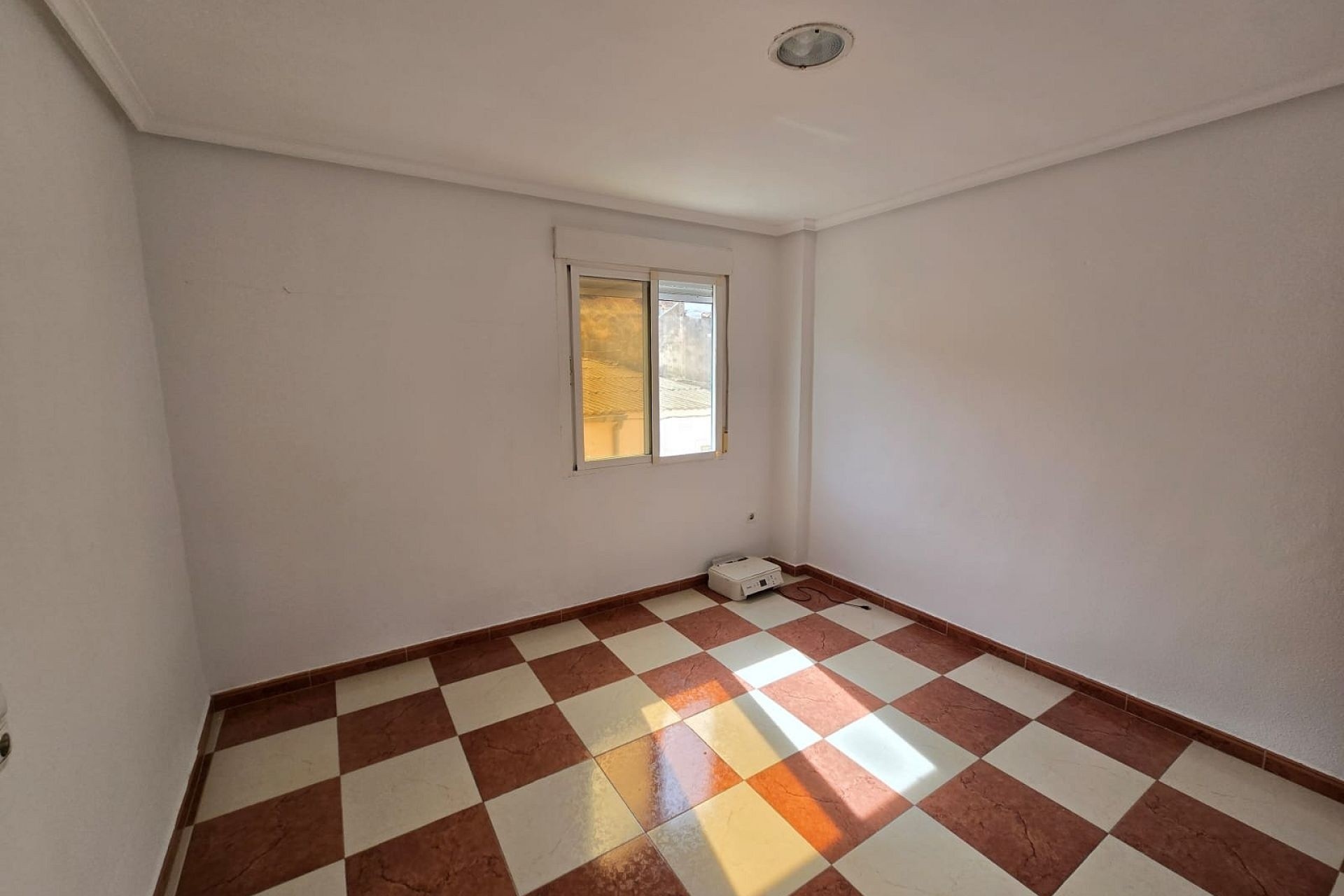 Herverkoop - Stadswoning -
SAX