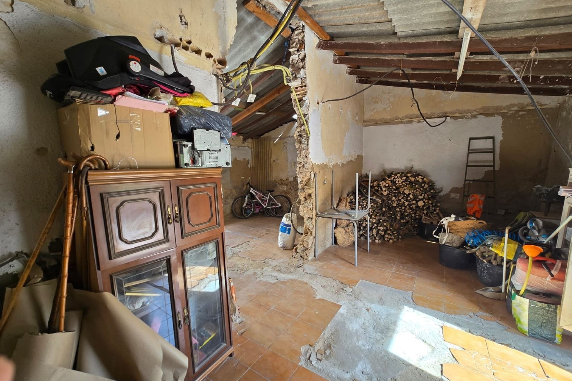 Herverkoop - Stadswoning -
SAX