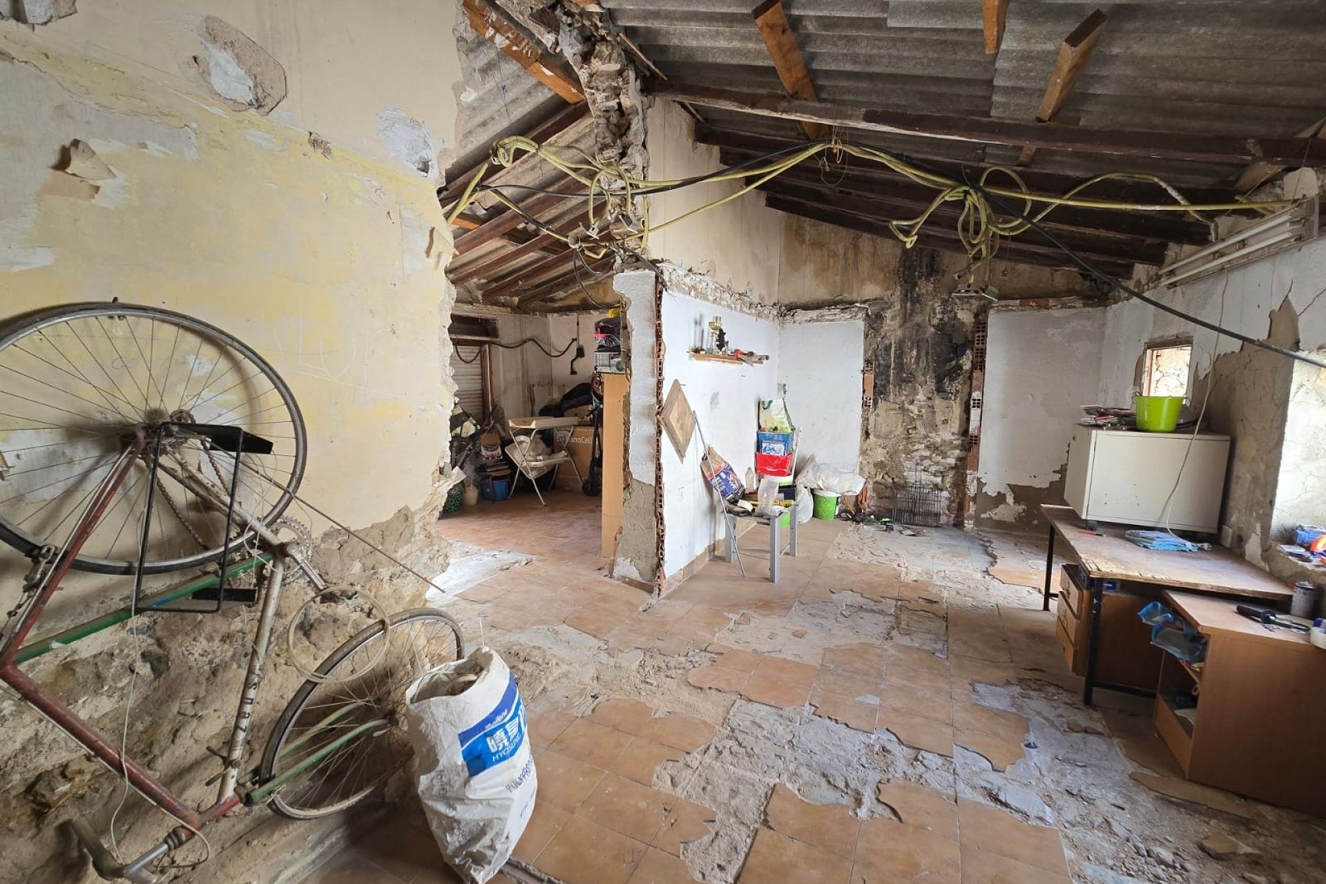 Herverkoop - Stadswoning -
SAX