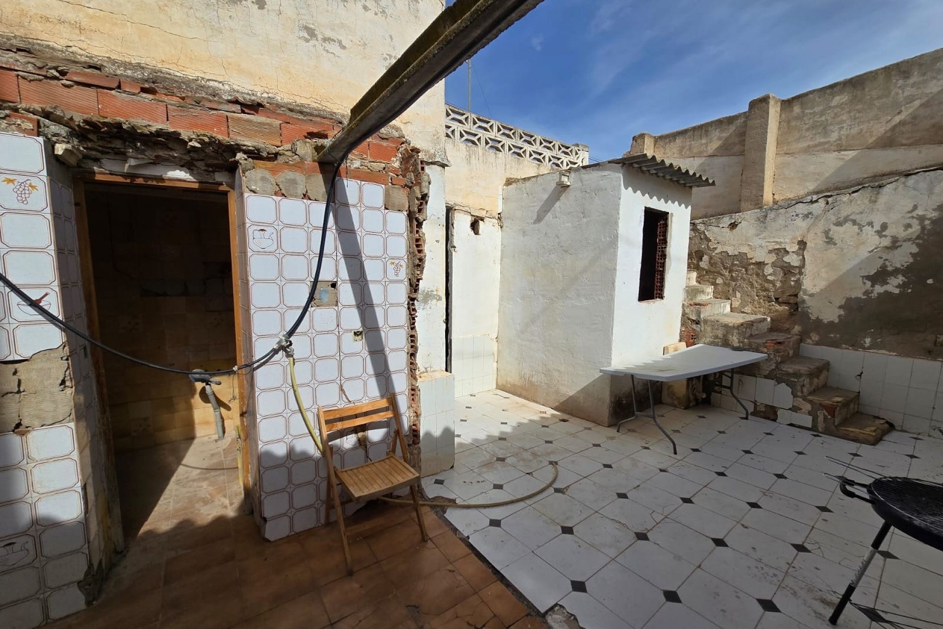 Herverkoop - Stadswoning -
SAX