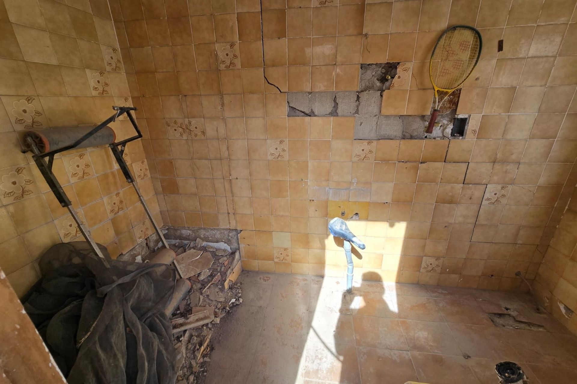 Herverkoop - Stadswoning -
SAX