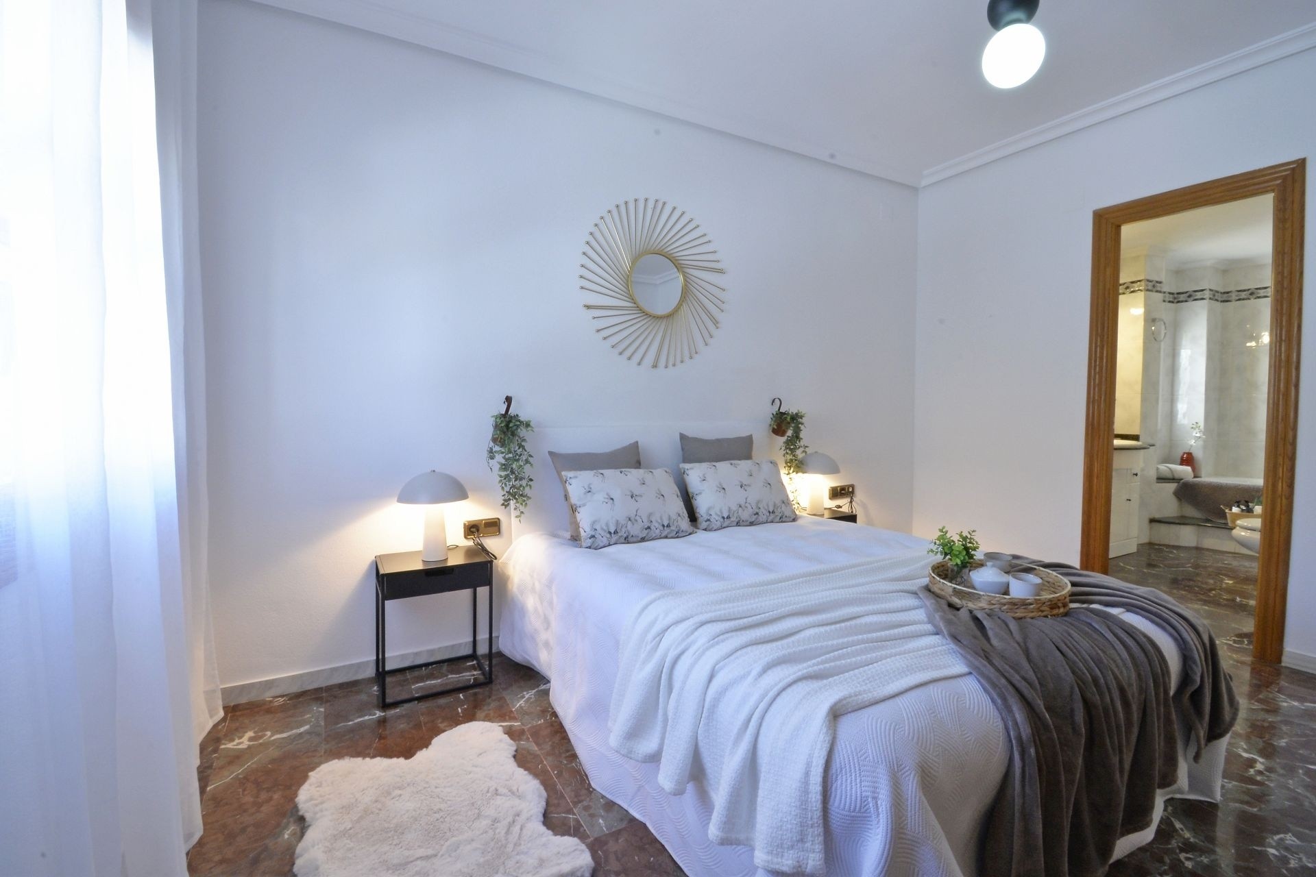 Herverkoop - Stadswoning -
SAX