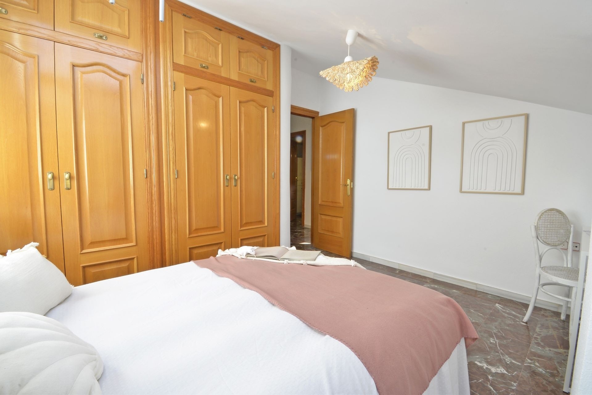 Herverkoop - Stadswoning -
SAX