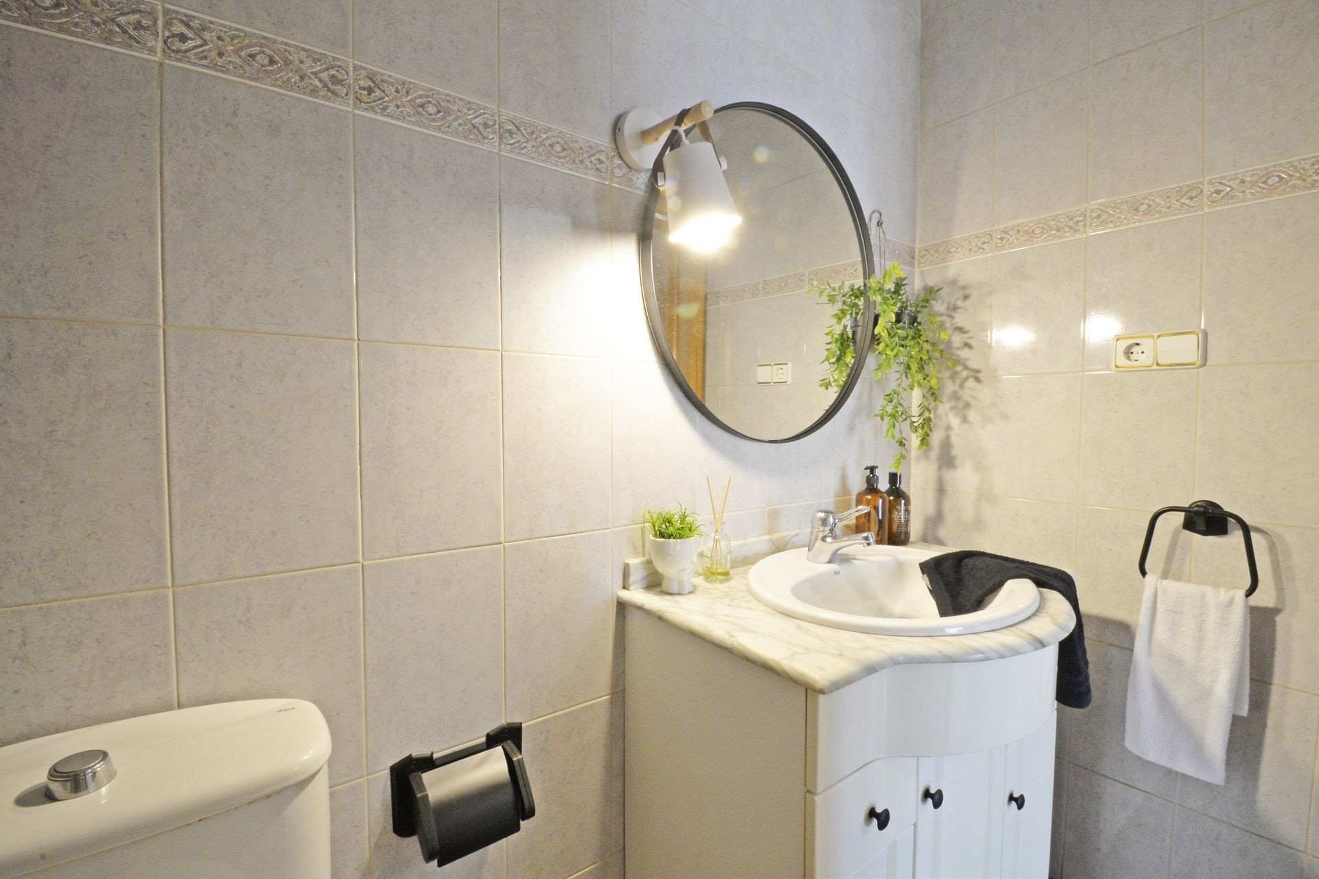 Herverkoop - Stadswoning -
SAX