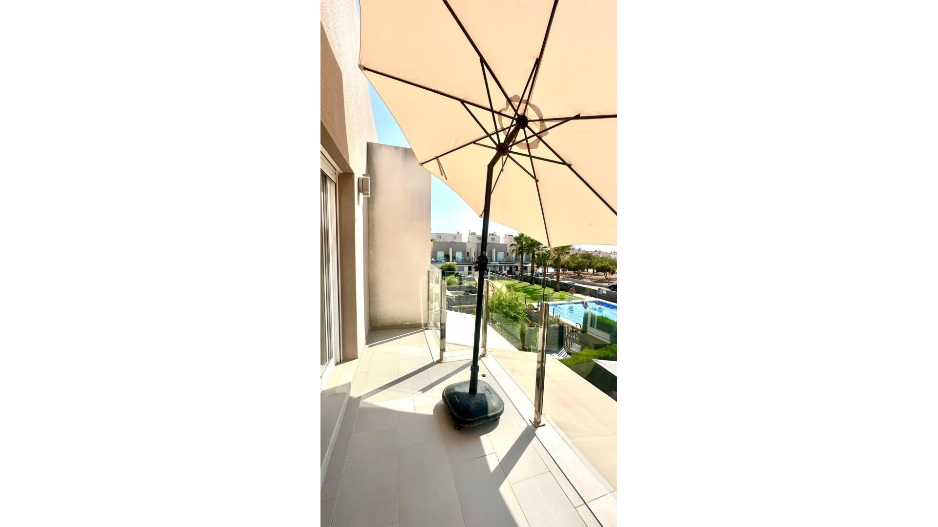 Herverkoop - Stadswoning -
Torrevieja - Aguas Nuevas