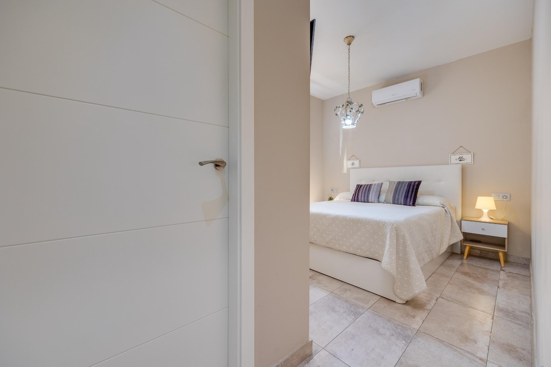 Herverkoop - Stadswoning -
Torrevieja - Center
