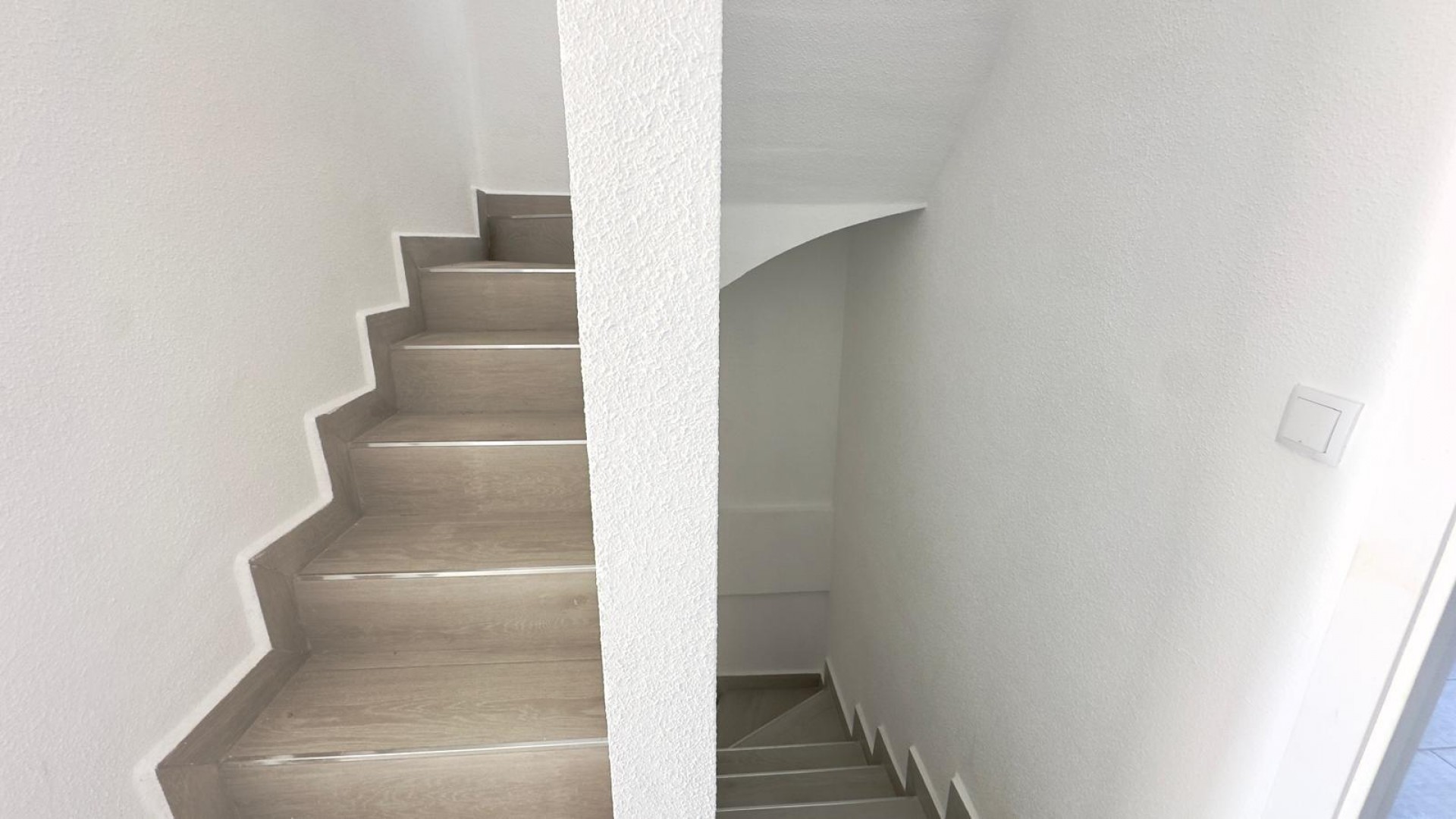 Herverkoop - Stadswoning -
Torrevieja - La Mata