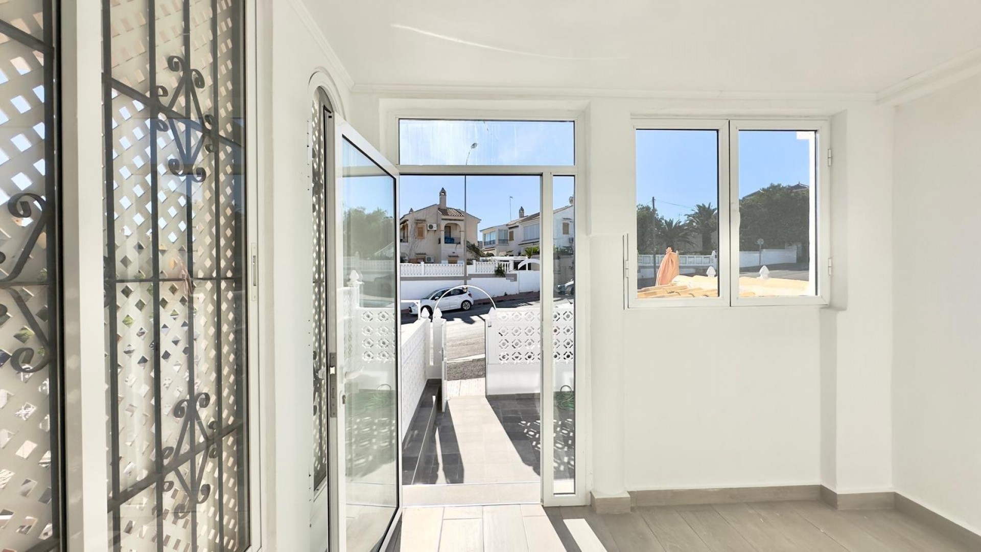 Herverkoop - Stadswoning -
Torrevieja - La Mata