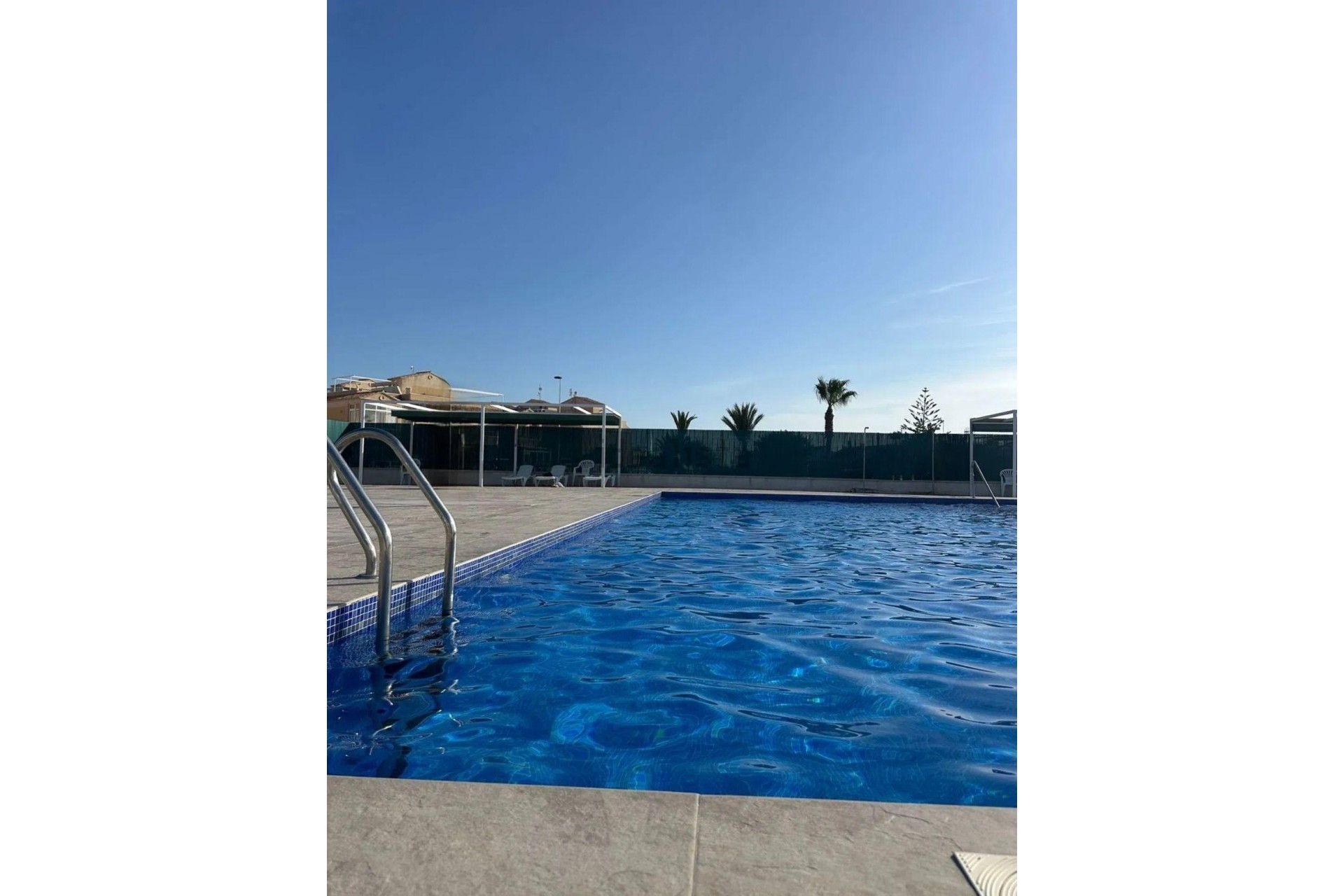 Herverkoop - Stadswoning -
Torrevieja - La Siesta - El Salado - Torreta