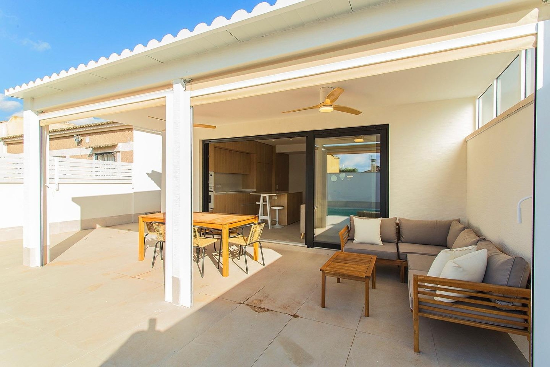 Herverkoop - Stadswoning -
Torrevieja - La Siesta