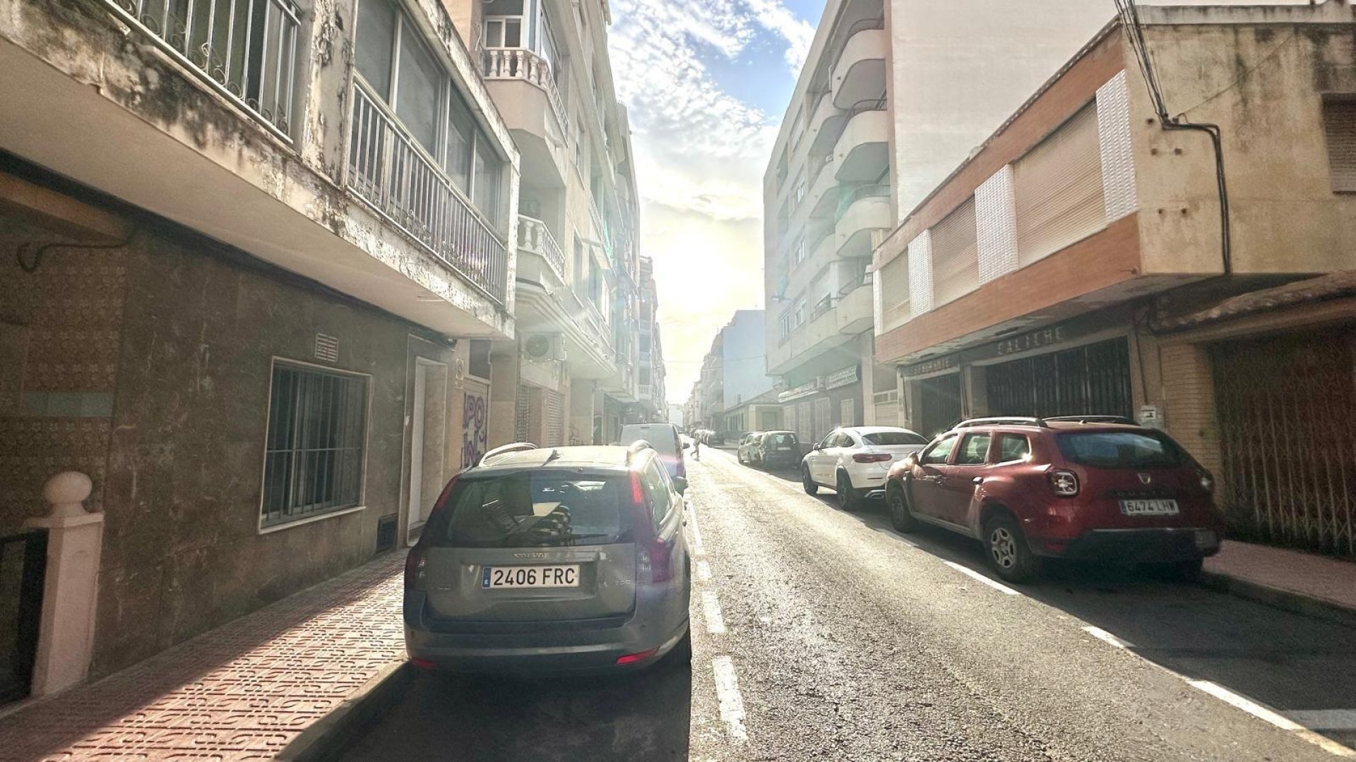 Herverkoop - Stadswoning -
Torrevieja - Playa del cura