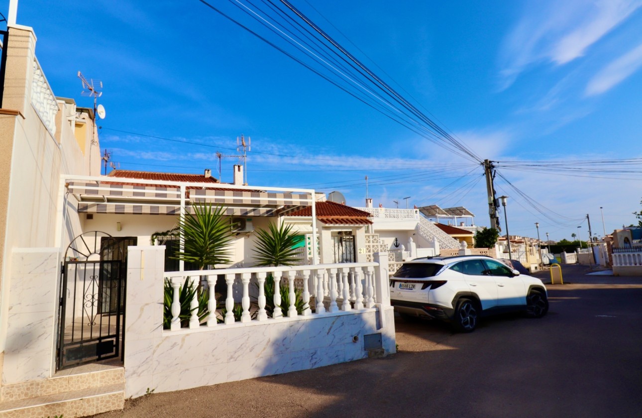 Herverkoop - Stadswoning -
Torrevieja - Torreta-Florida