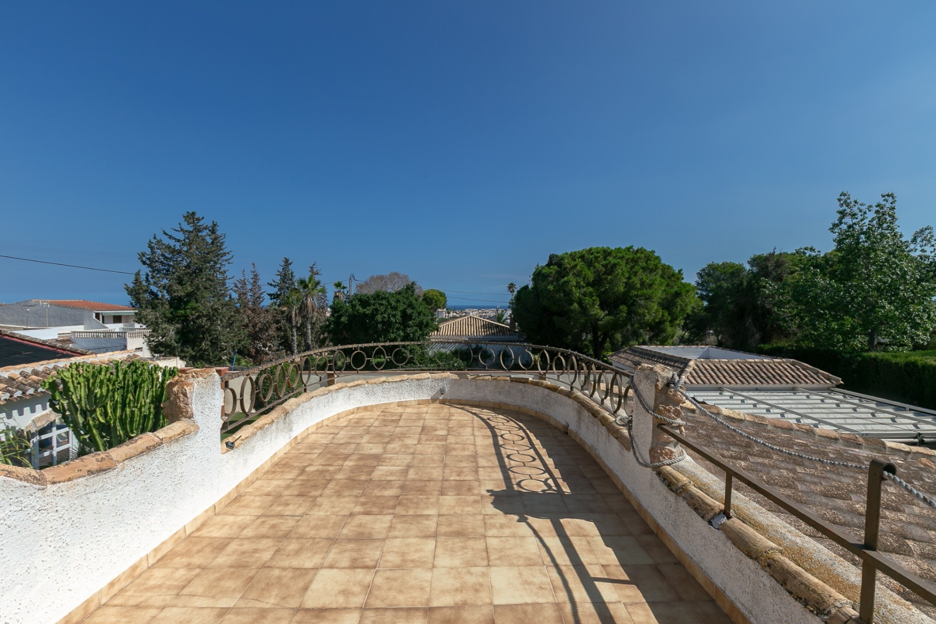 Herverkoop - Stadswoning -
Torrevieja - Torreta - Salado