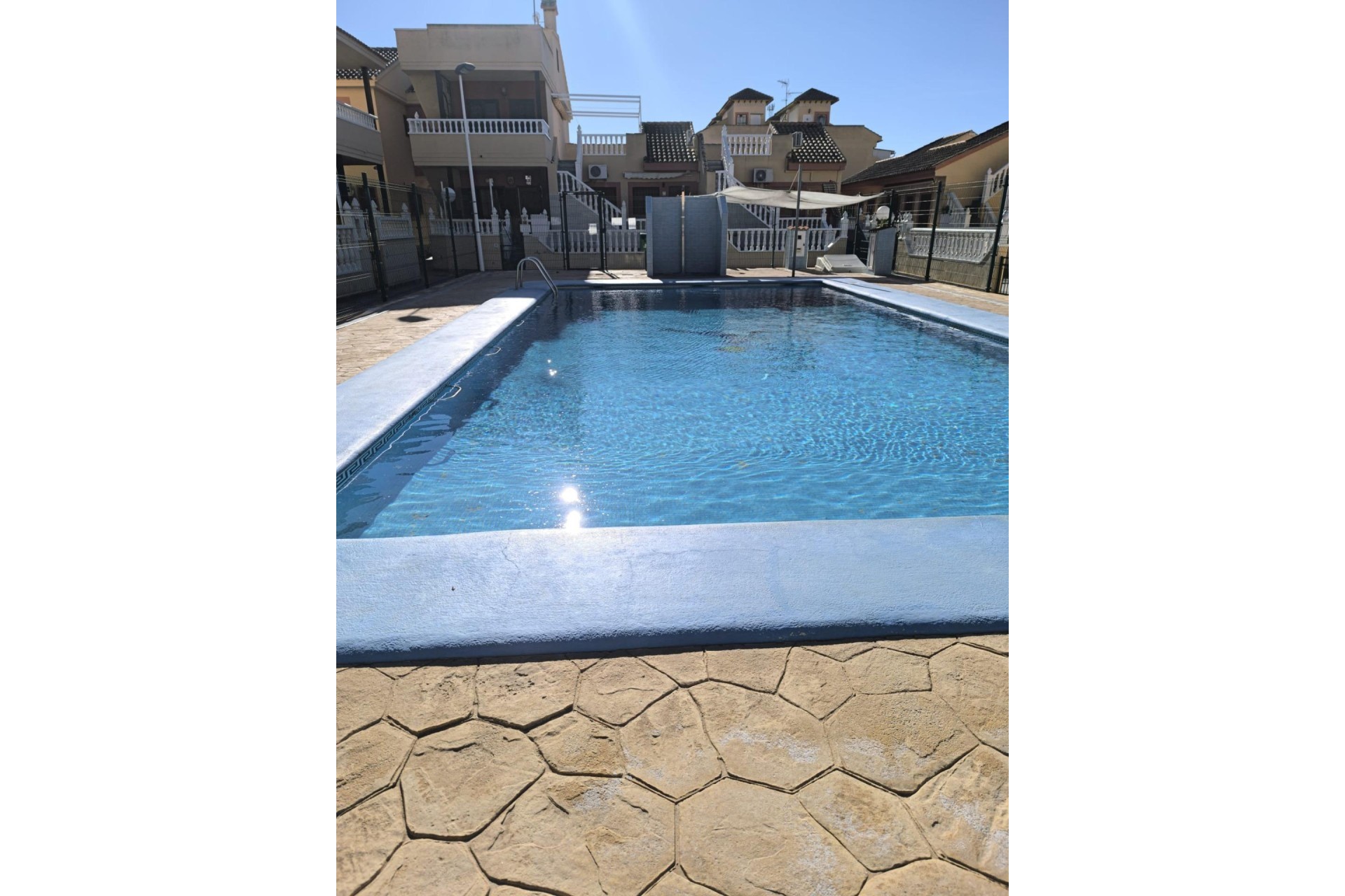 Herverkoop - Stadswoning -
Torrevieja - Torretas