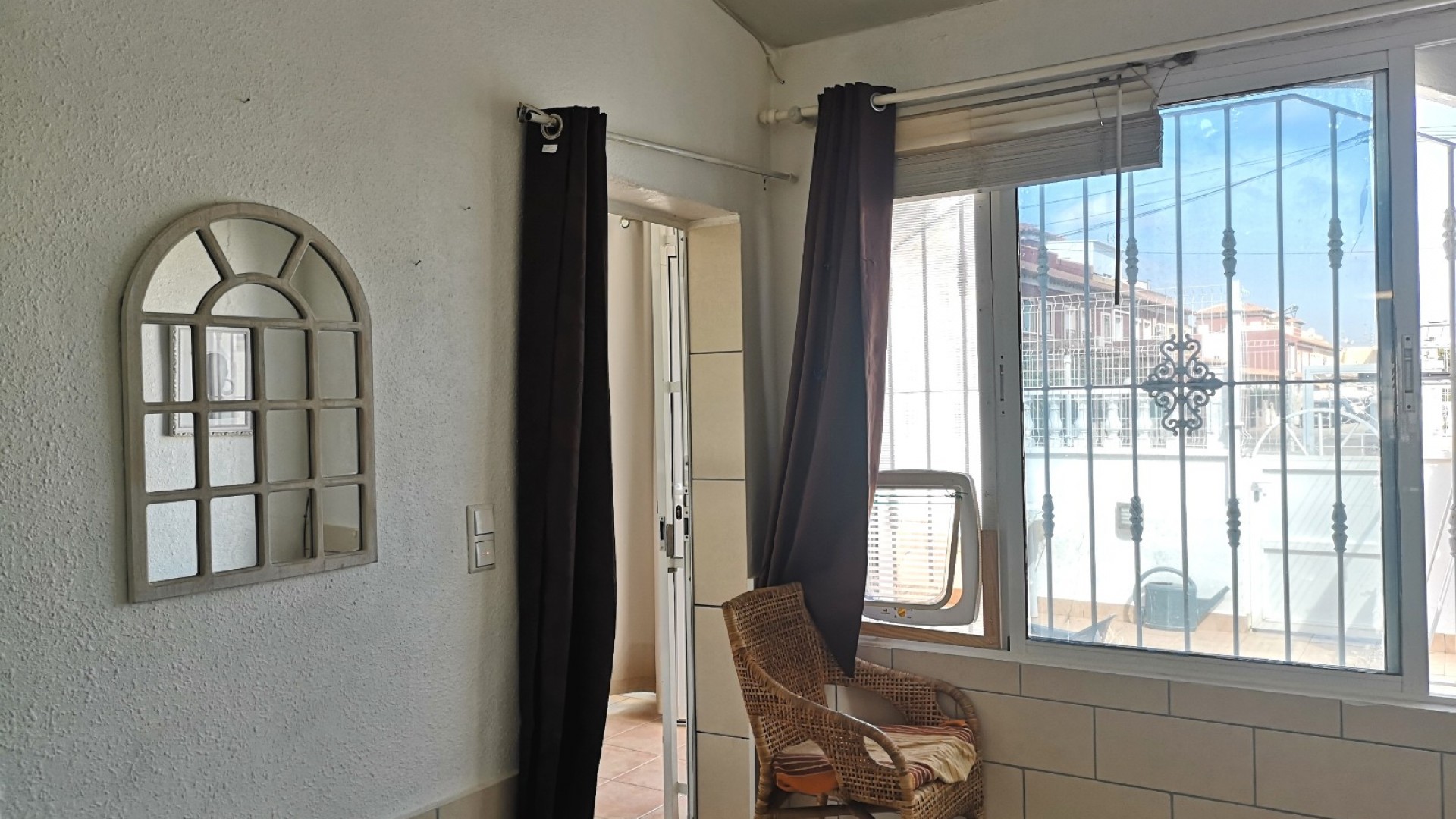 Herverkoop - Stadswoning -
Torrevieja - Torretas