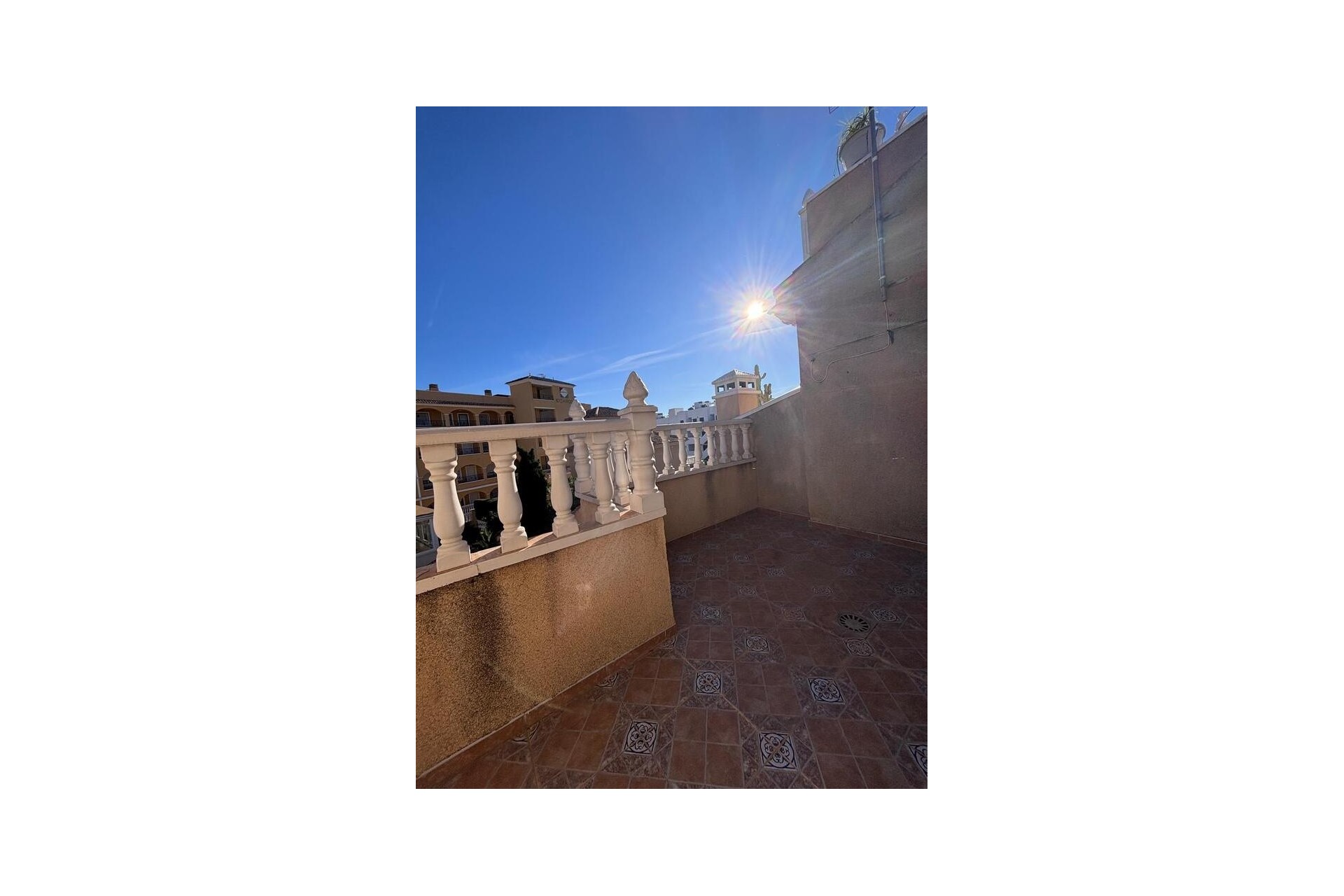 Herverkoop - Stadswoning -
Villamartín - Costa Blanca