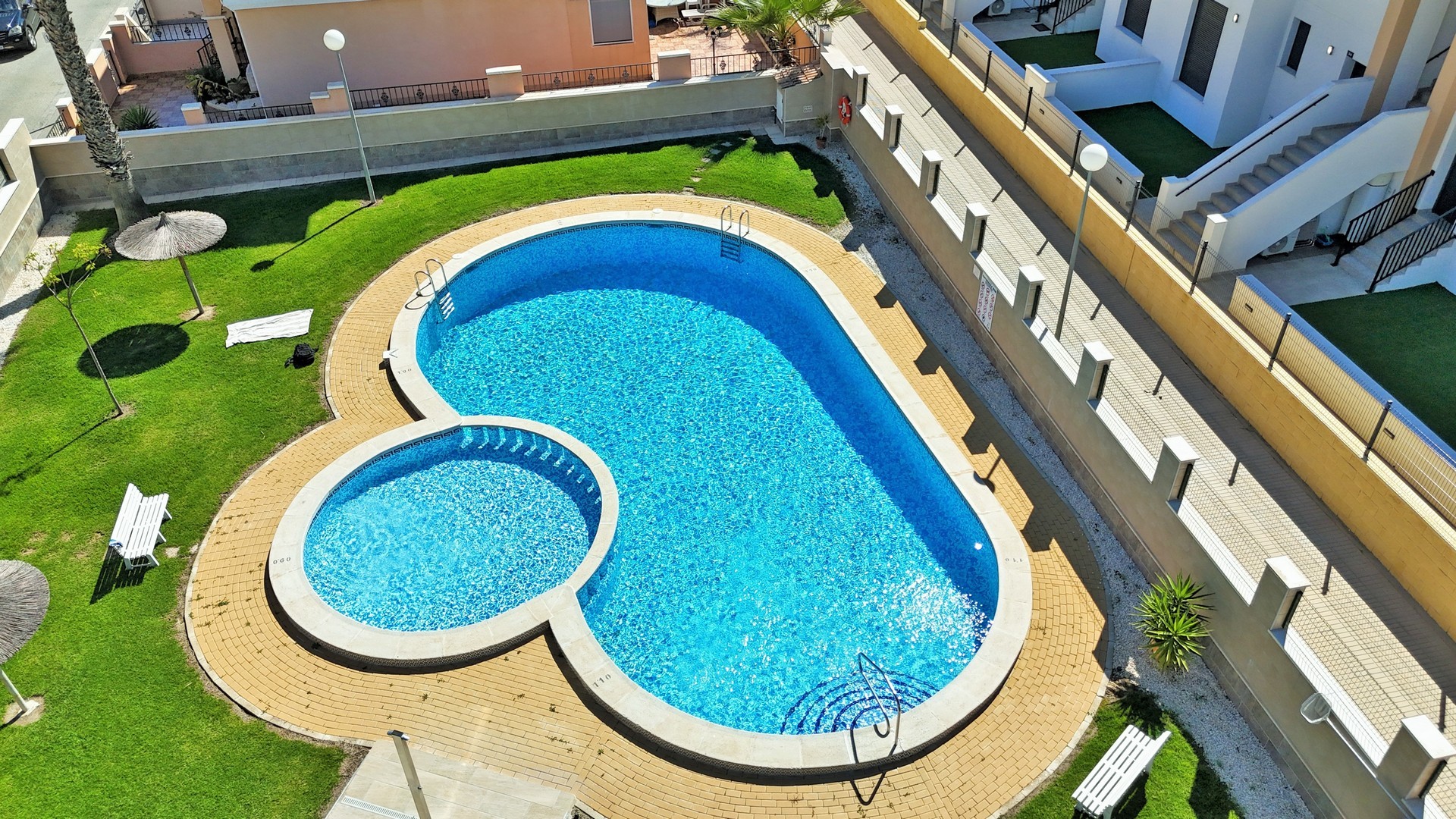 Herverkoop - Stadswoning -
Villamartín