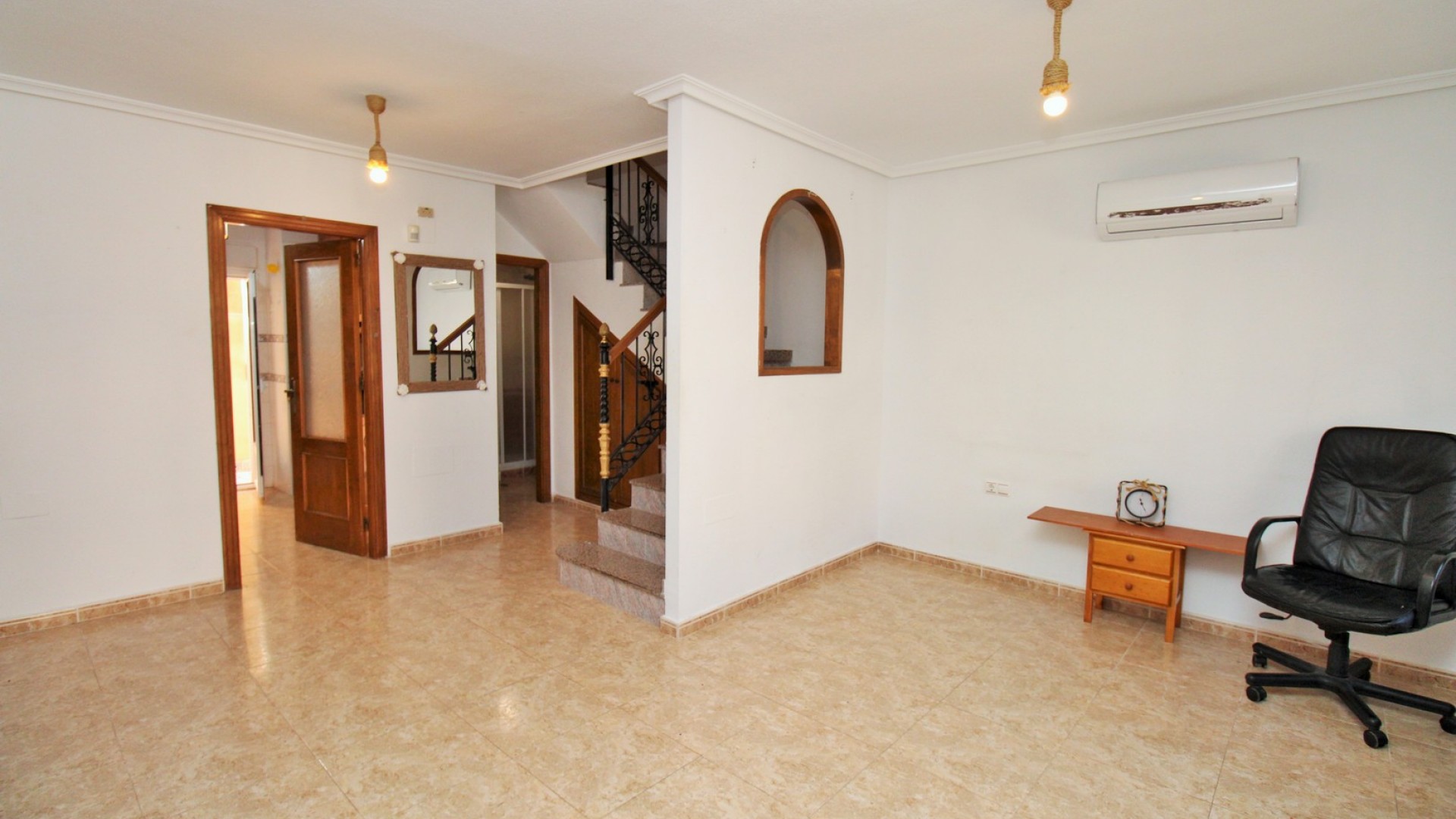 Herverkoop - Stadswoning -
Villamartín