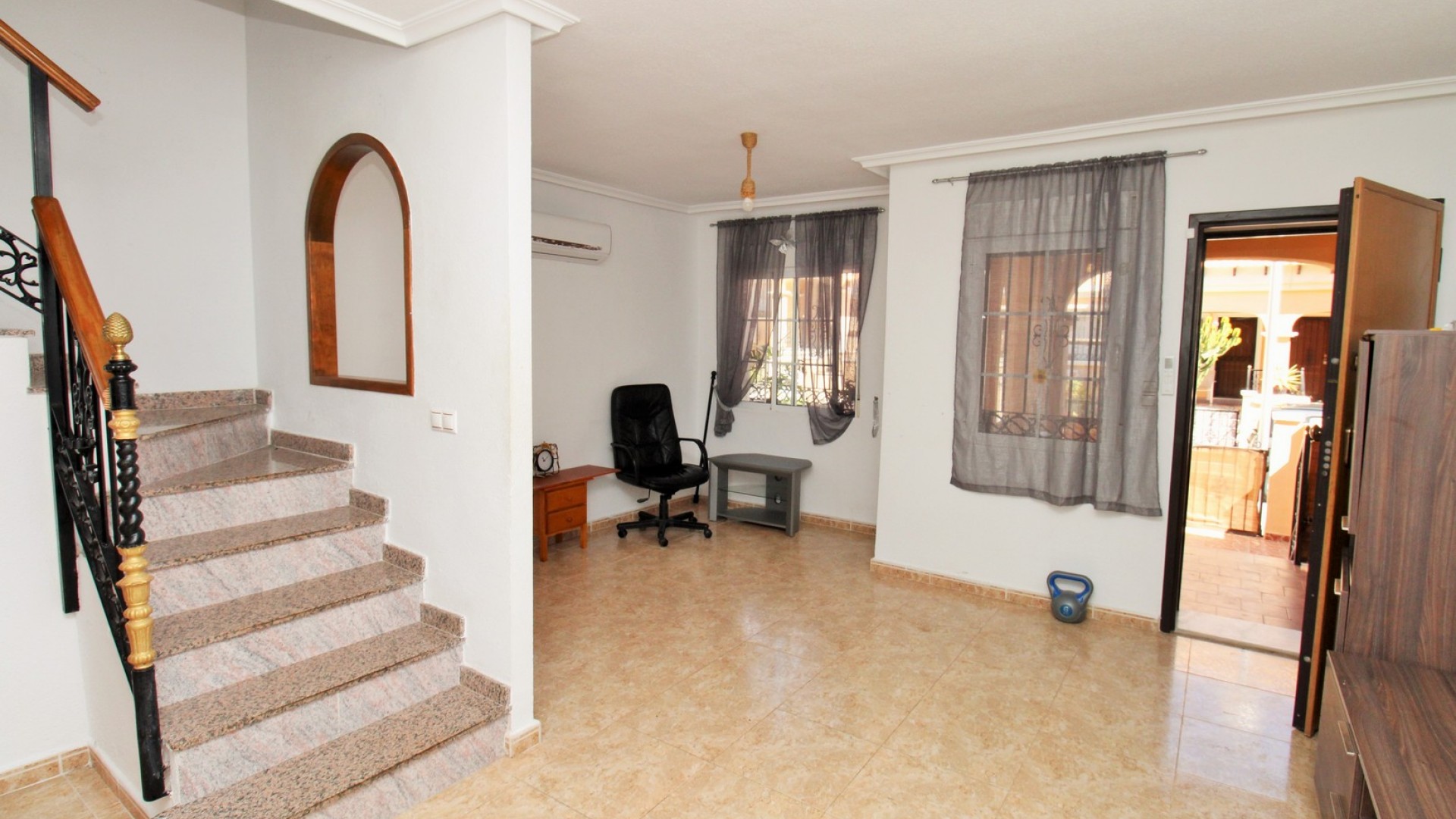 Herverkoop - Stadswoning -
Villamartín