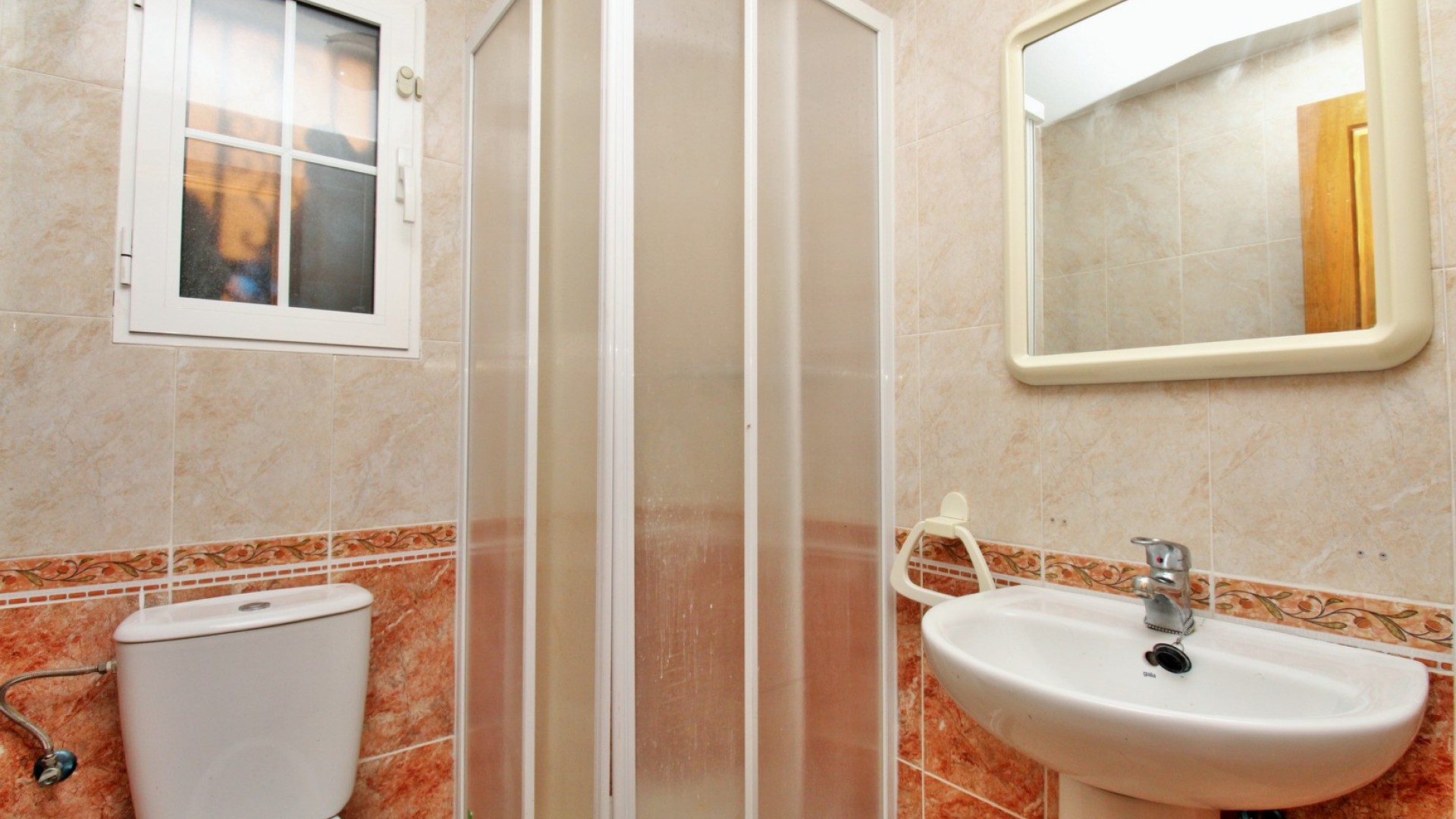 Herverkoop - Stadswoning -
Villamartín