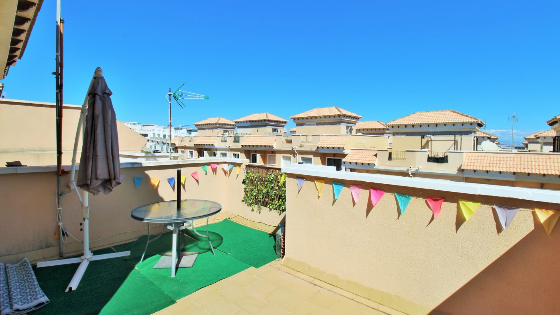 Herverkoop - Stadswoning -
Villamartín