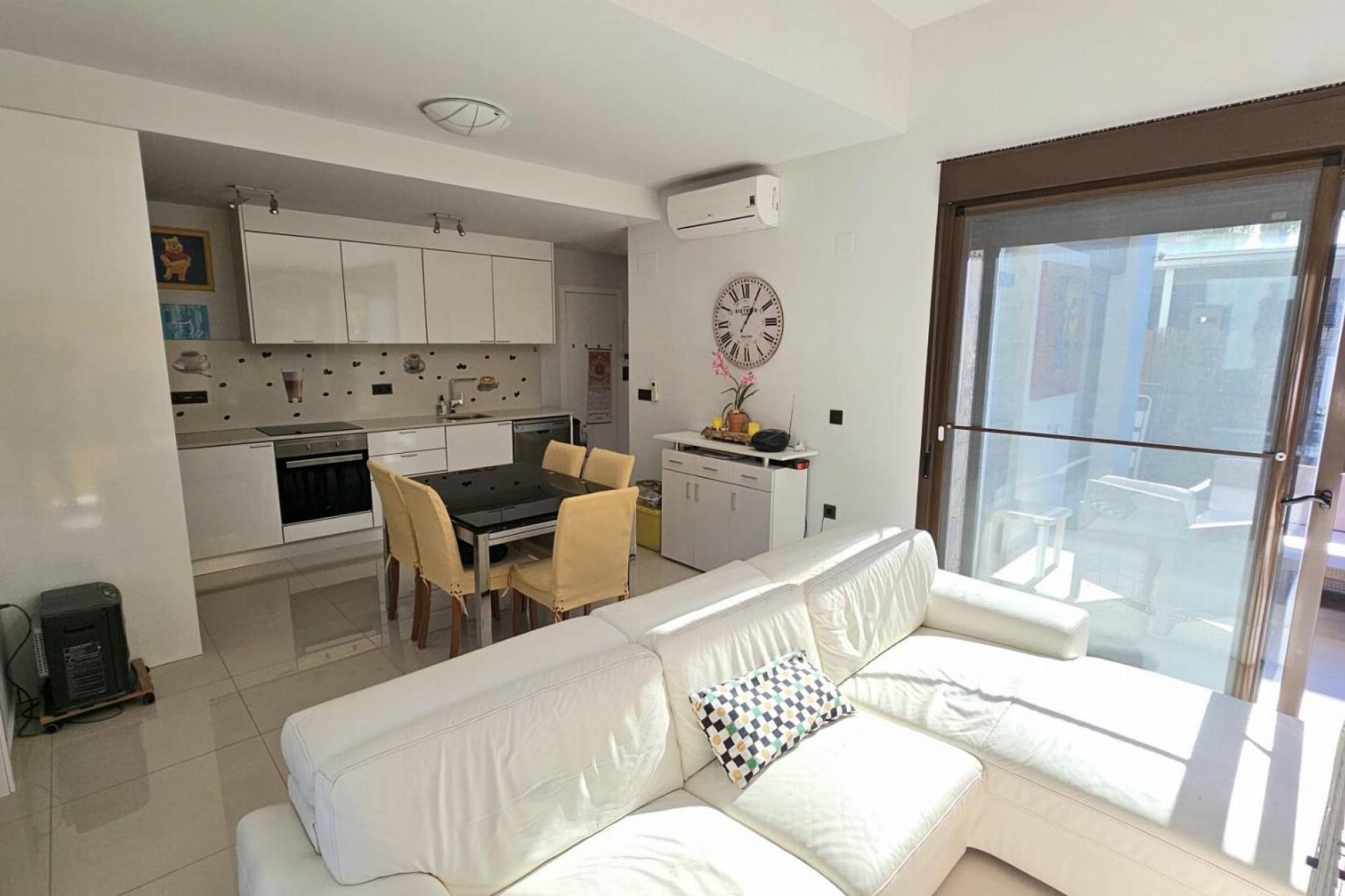 Herverkoop - Villa -
Orihuela Costa - Lomas de Cabo Roig