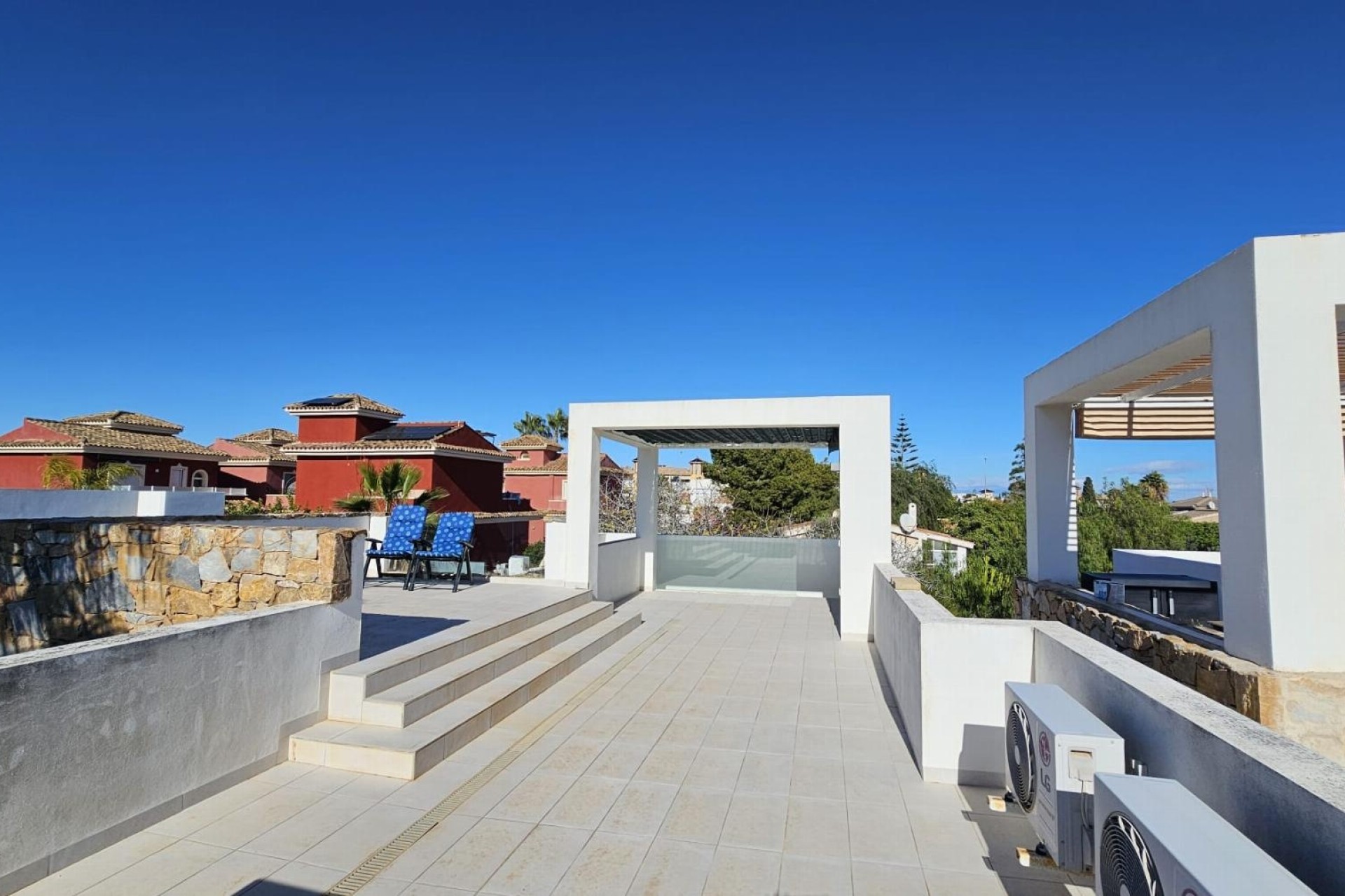 Herverkoop - Villa -
Orihuela Costa - Lomas de Cabo Roig