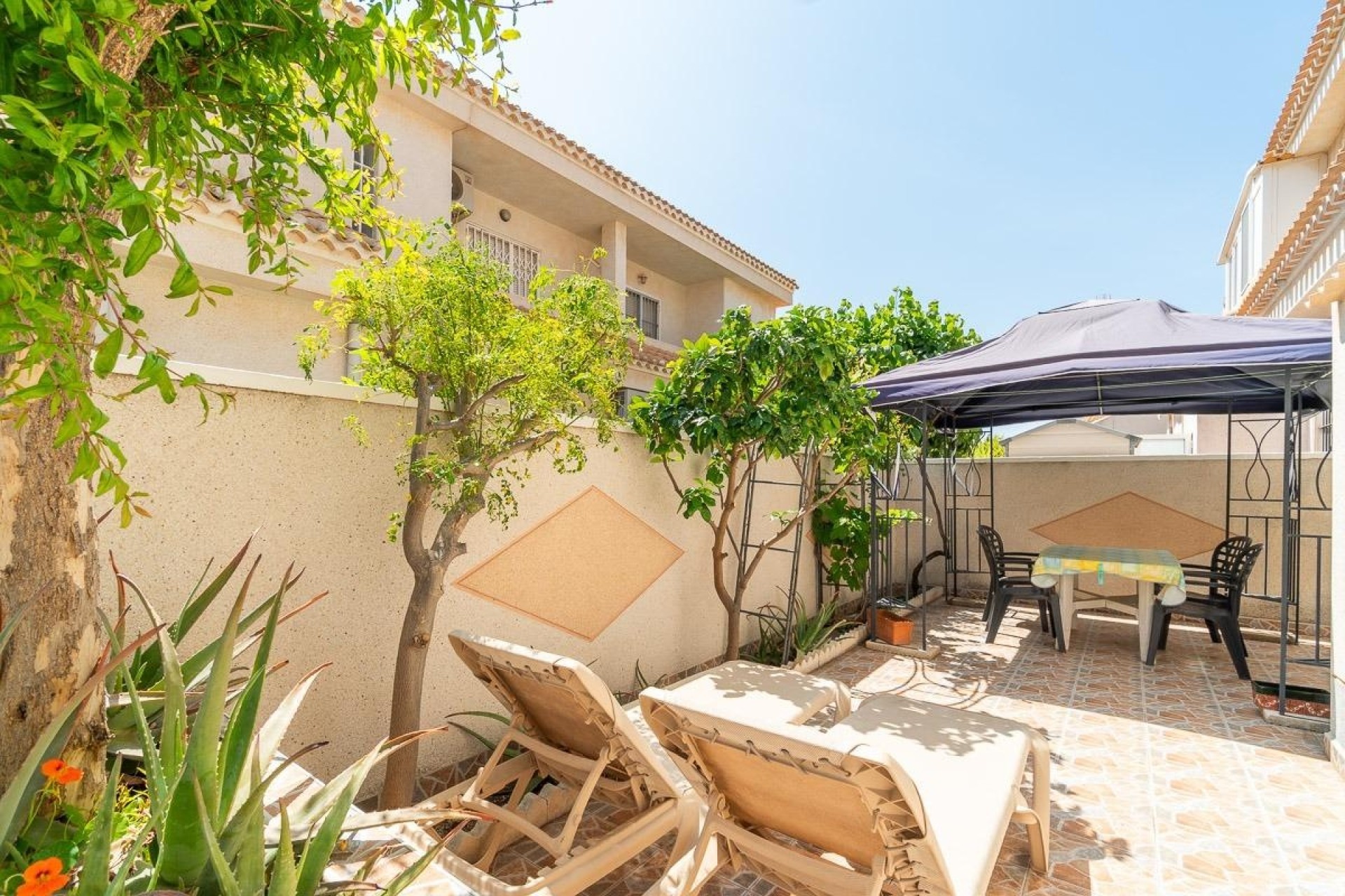 Herverkoop - Villa -
Orihuela Costa - Playa Flamenca