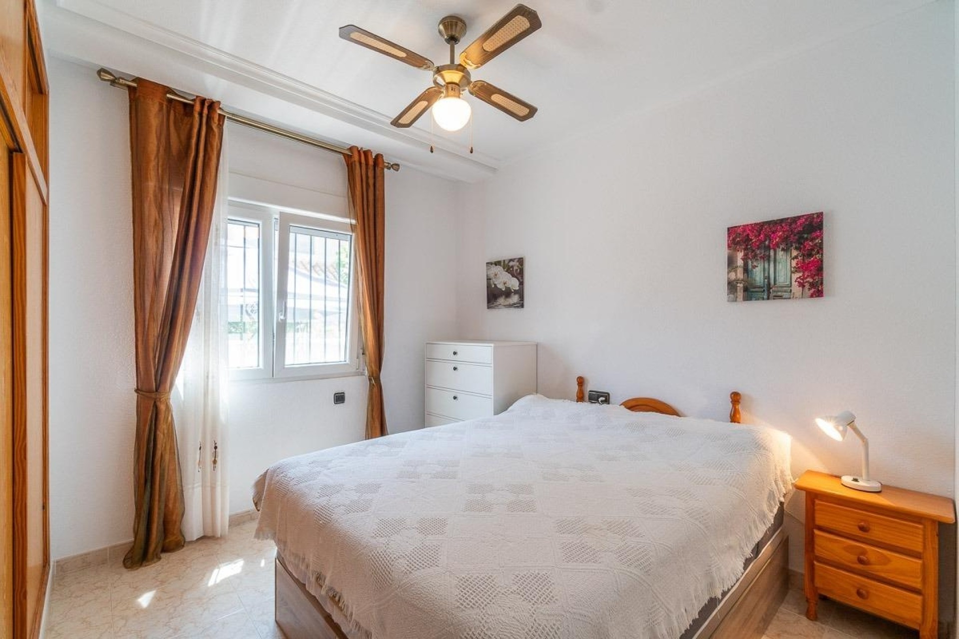 Herverkoop - Villa -
Orihuela Costa - Playa Flamenca