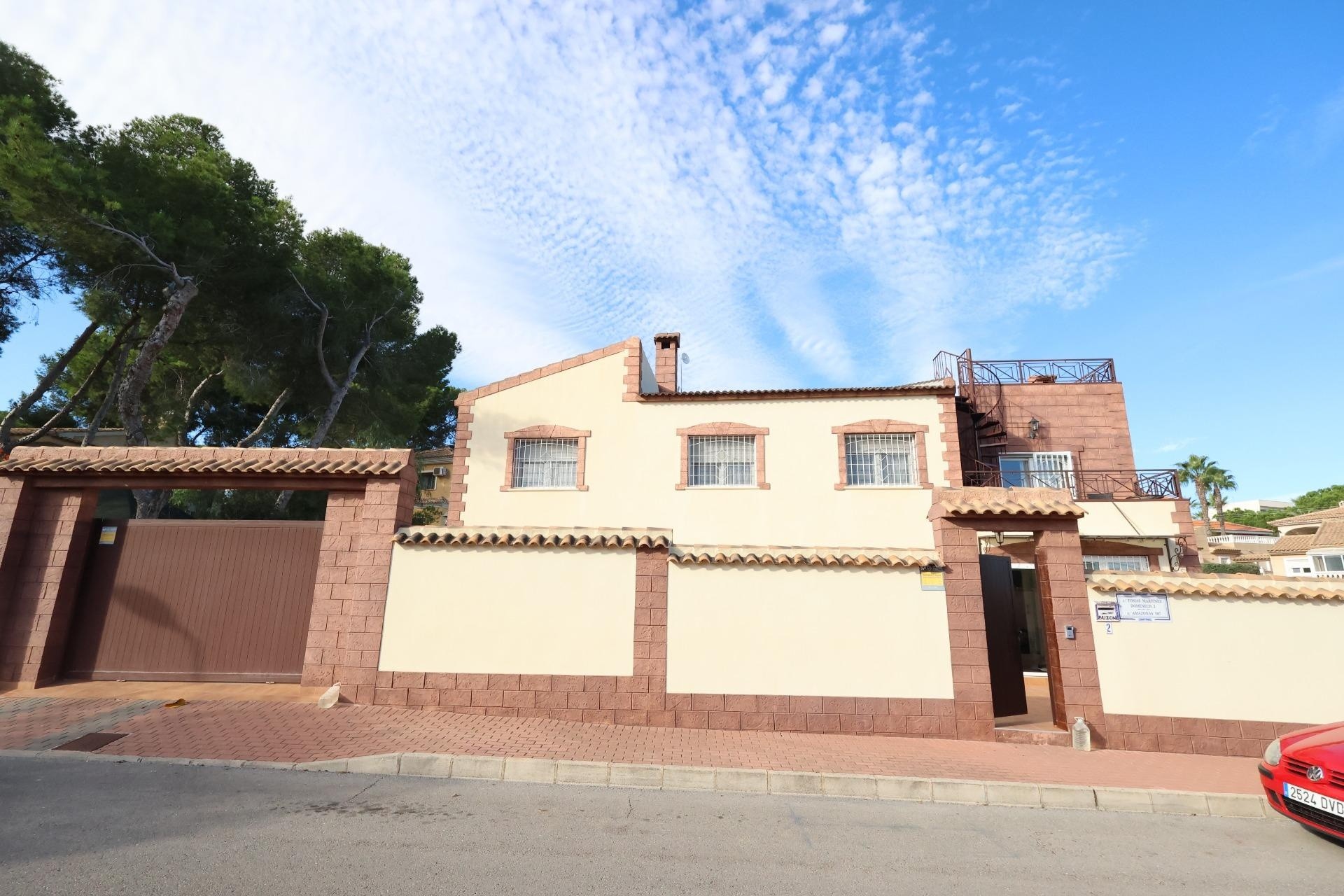 Herverkoop - Villa -
Torrevieja - Los Balcones