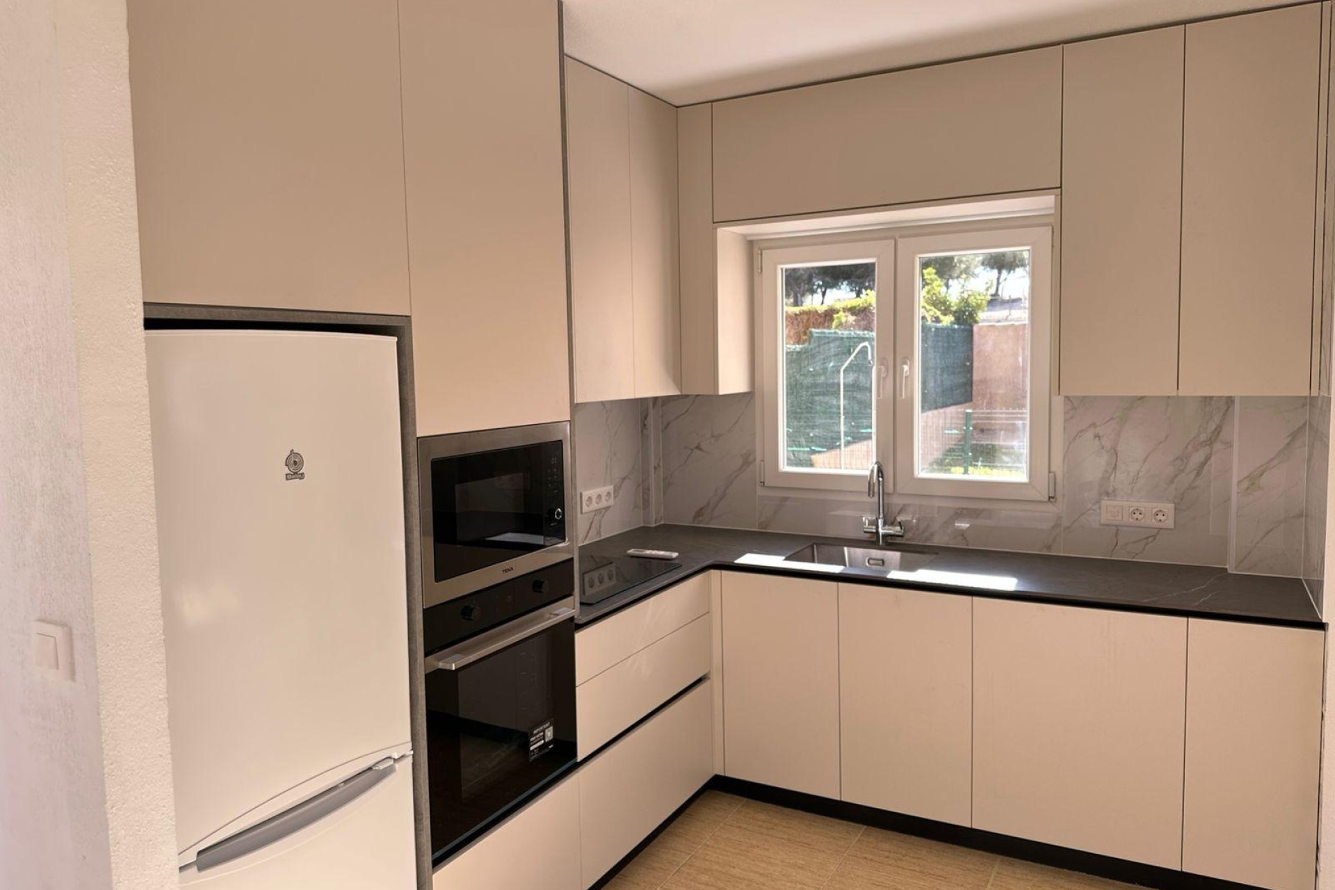 Herverkoop - Villa -
Torrevieja - VILLAMARTIN