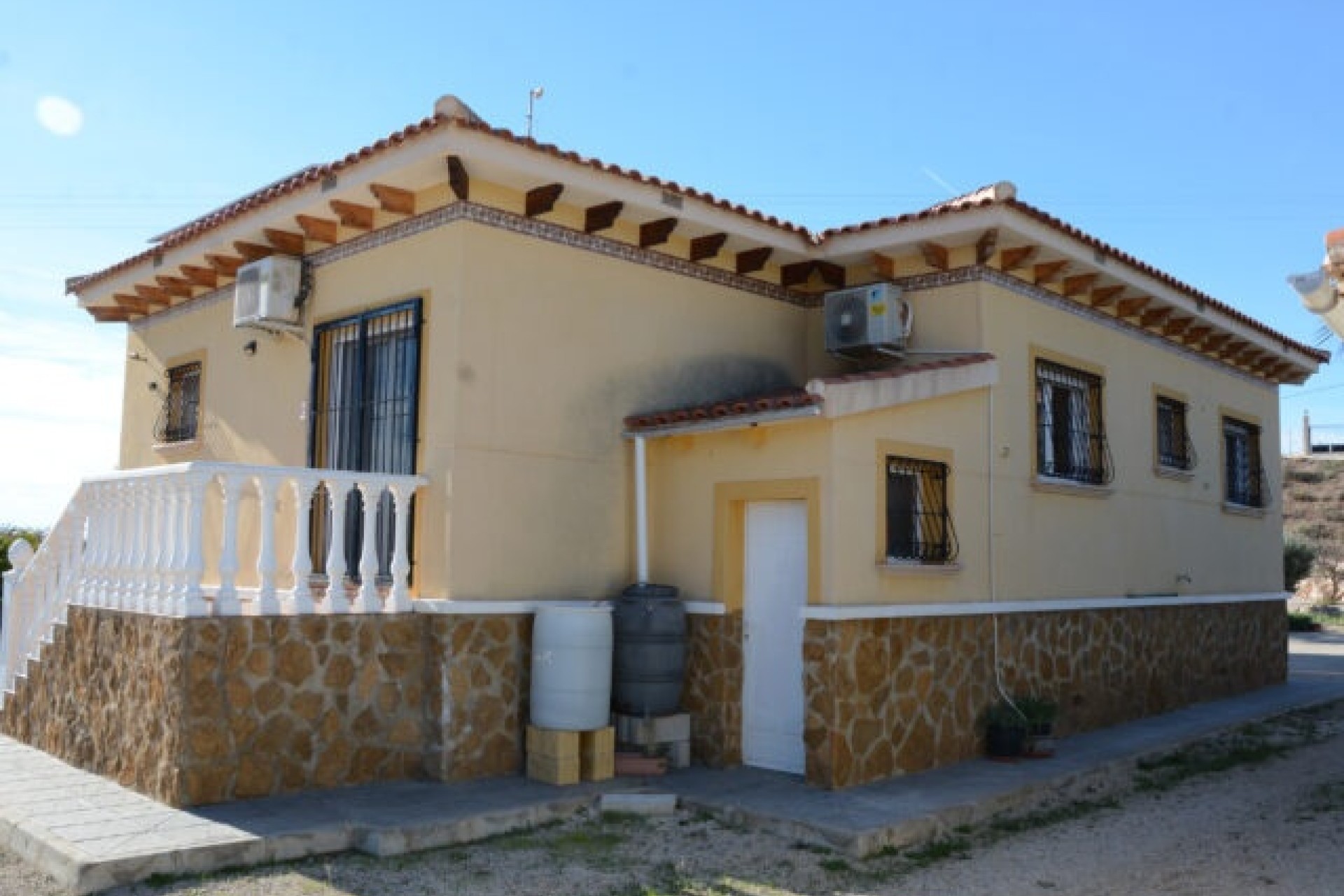 Herverkoop - Vrijstaande Villa -
Abanilla