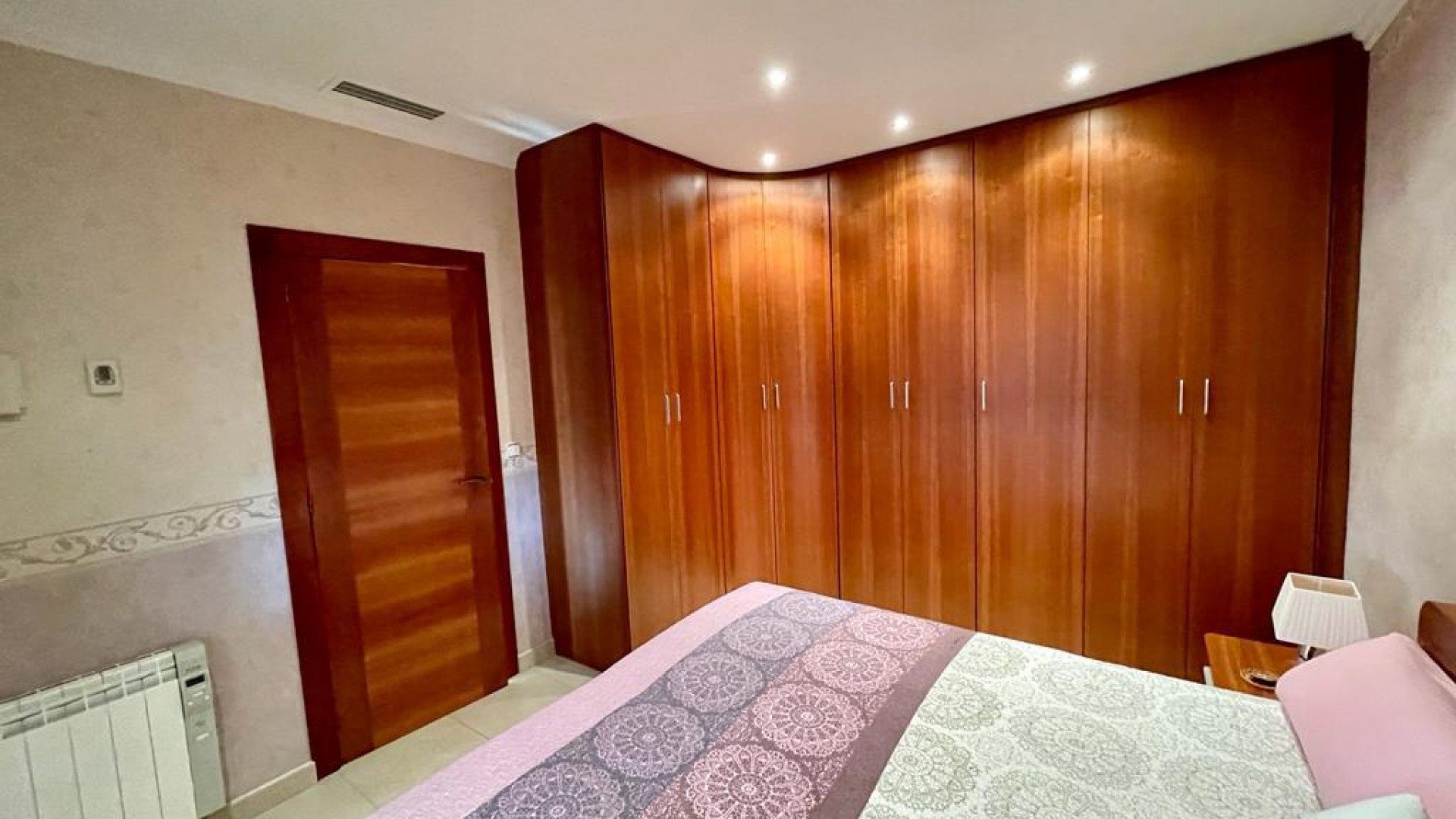 Herverkoop - Vrijstaande Villa -
Albatera