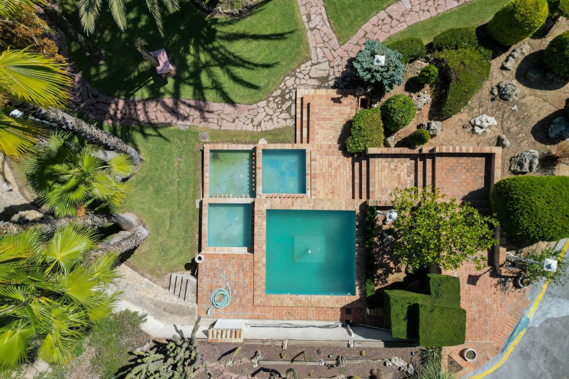 Herverkoop - Vrijstaande Villa -
Alcoy - Inland
