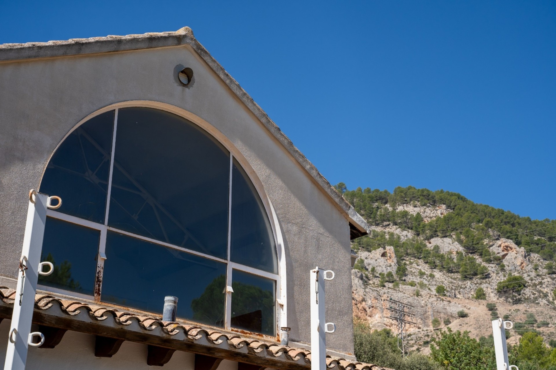 Herverkoop - Vrijstaande Villa -
Alcoy - Inland