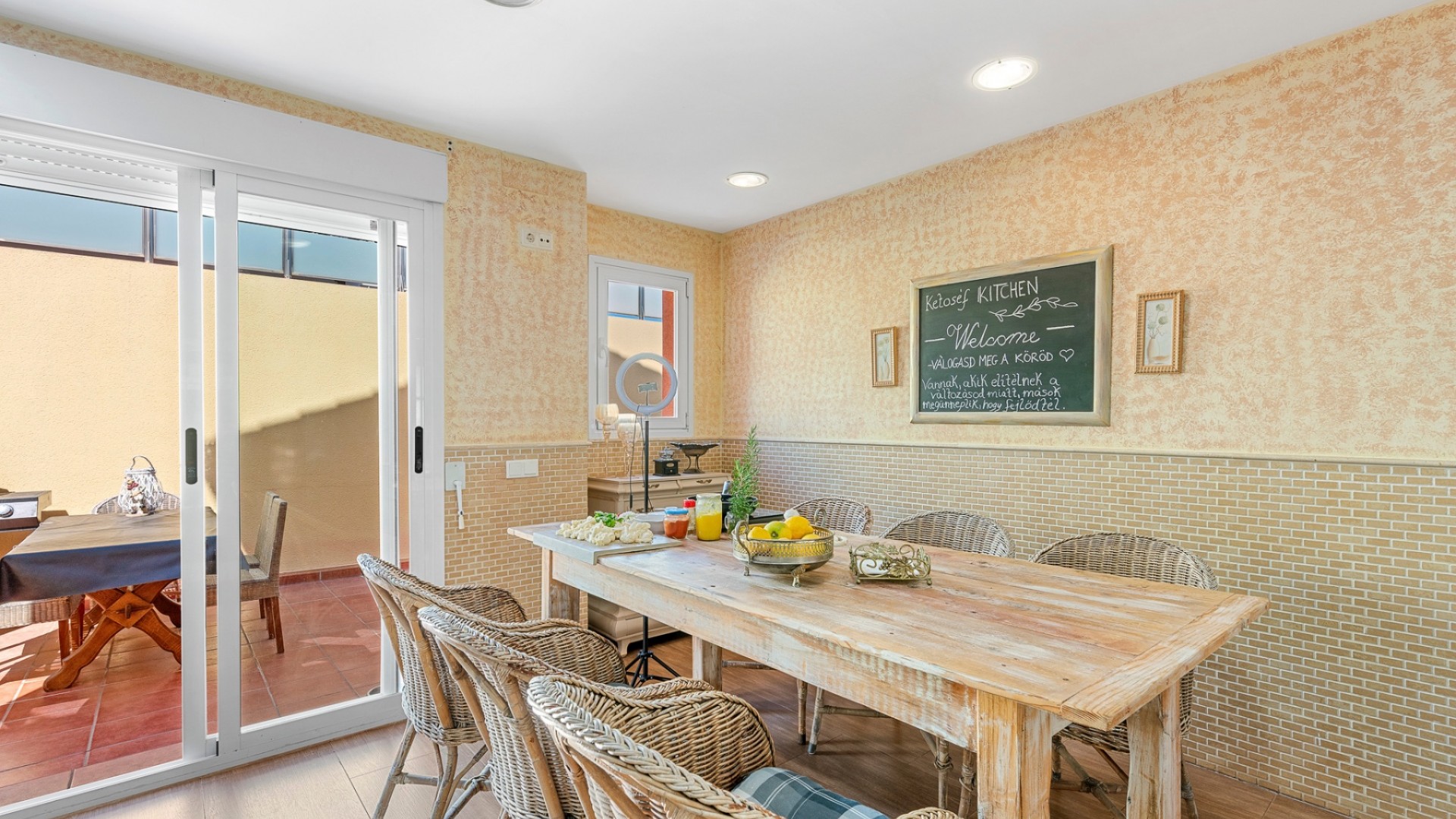 Herverkoop - Vrijstaande Villa -
Alfaz del Pi - Alfas del Pí