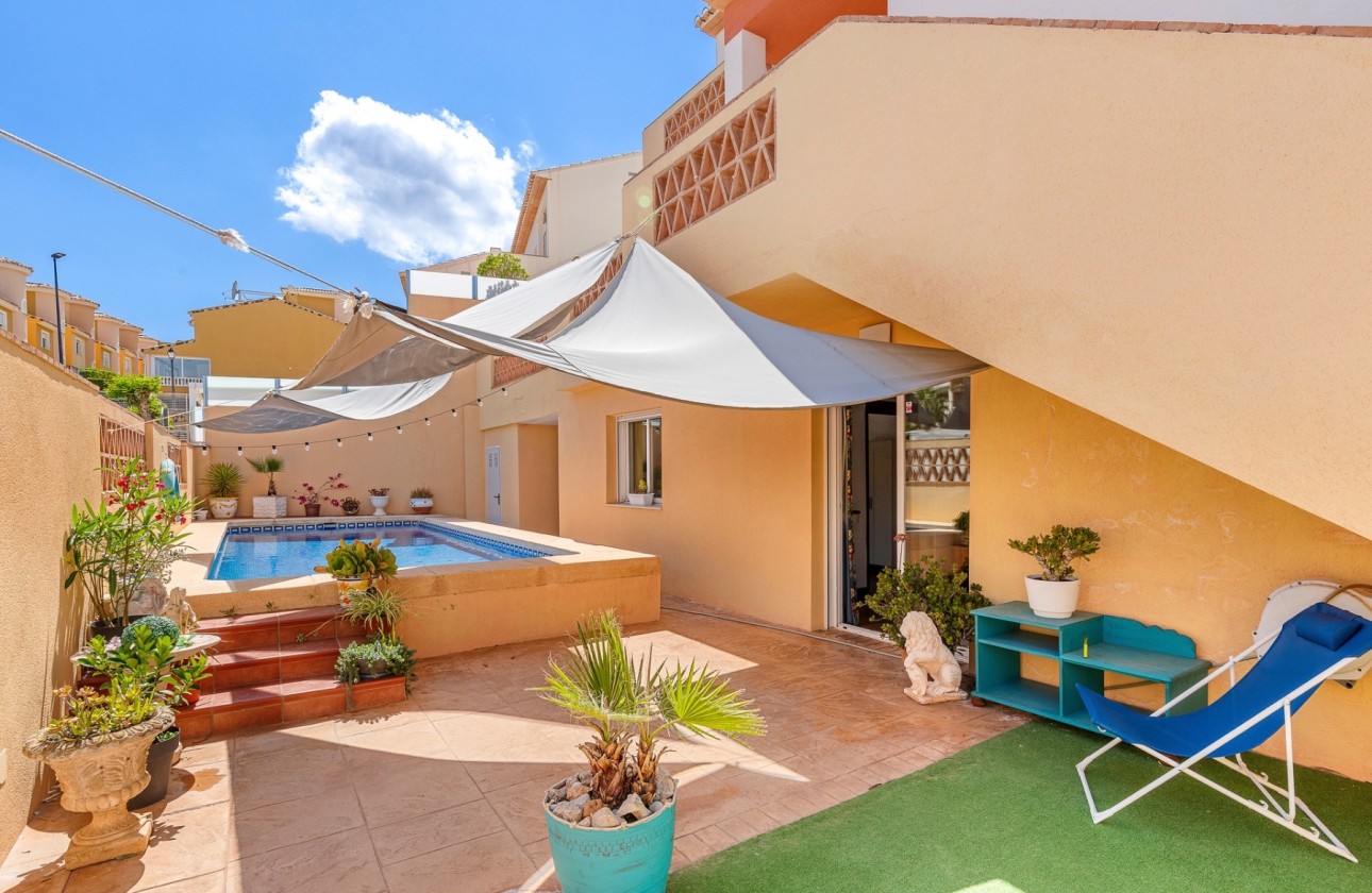 Herverkoop - Vrijstaande Villa -
Alfaz del Pi - Alfas del Pí