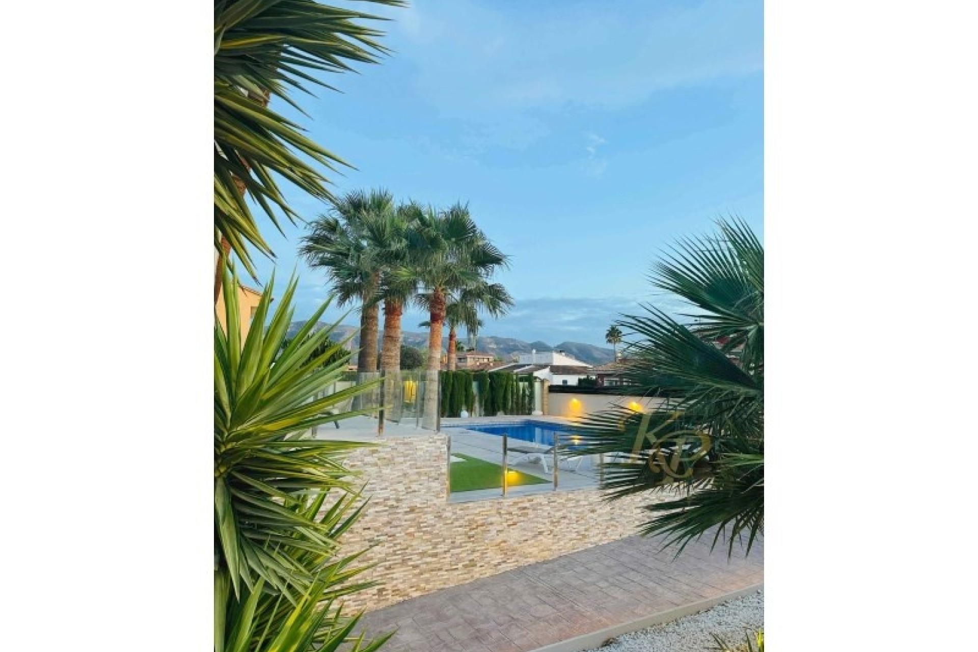 Herverkoop - Vrijstaande Villa -
Alfaz del Pi - Costa Blanca
