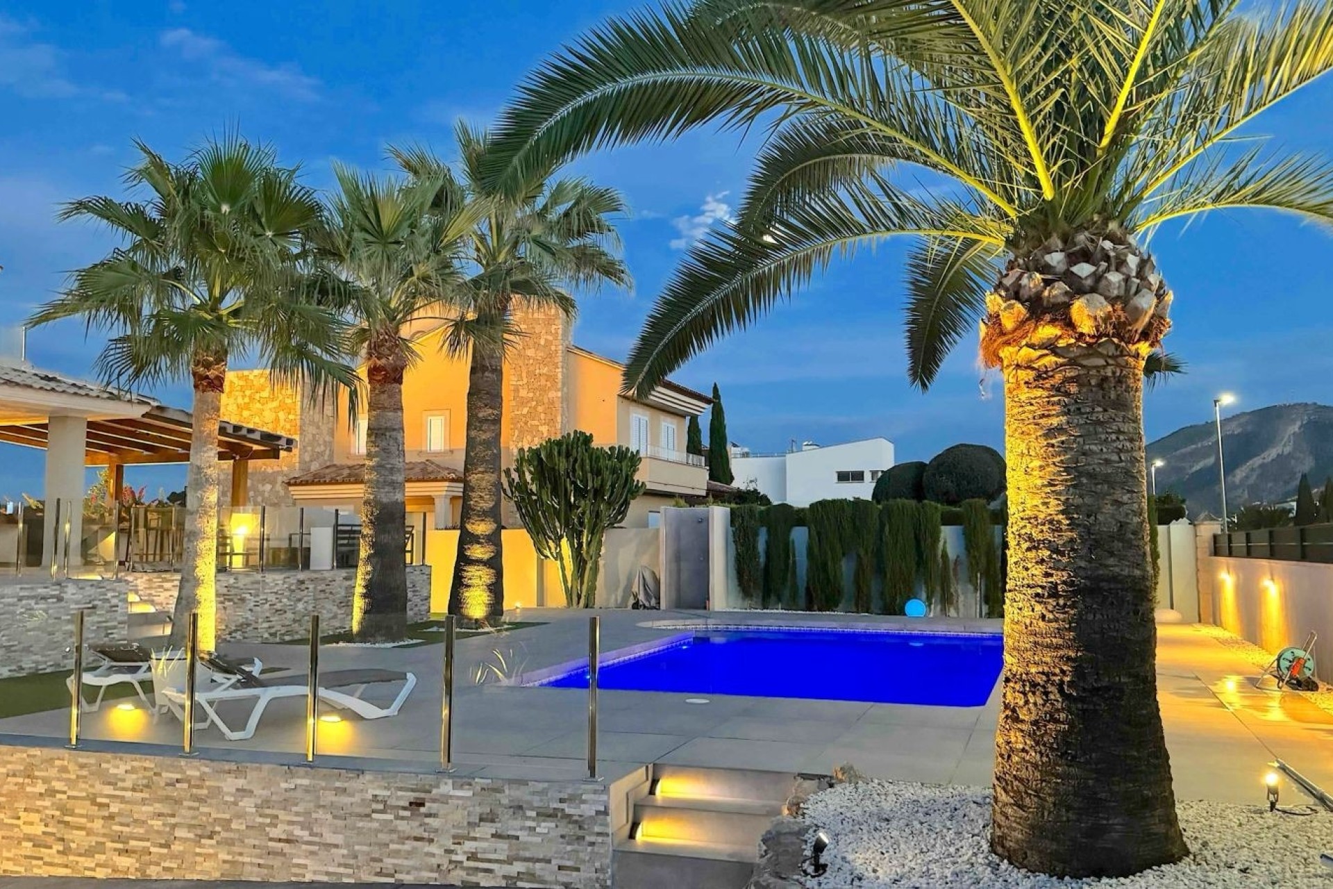 Herverkoop - Vrijstaande Villa -
Alfaz del Pi - Costa Blanca