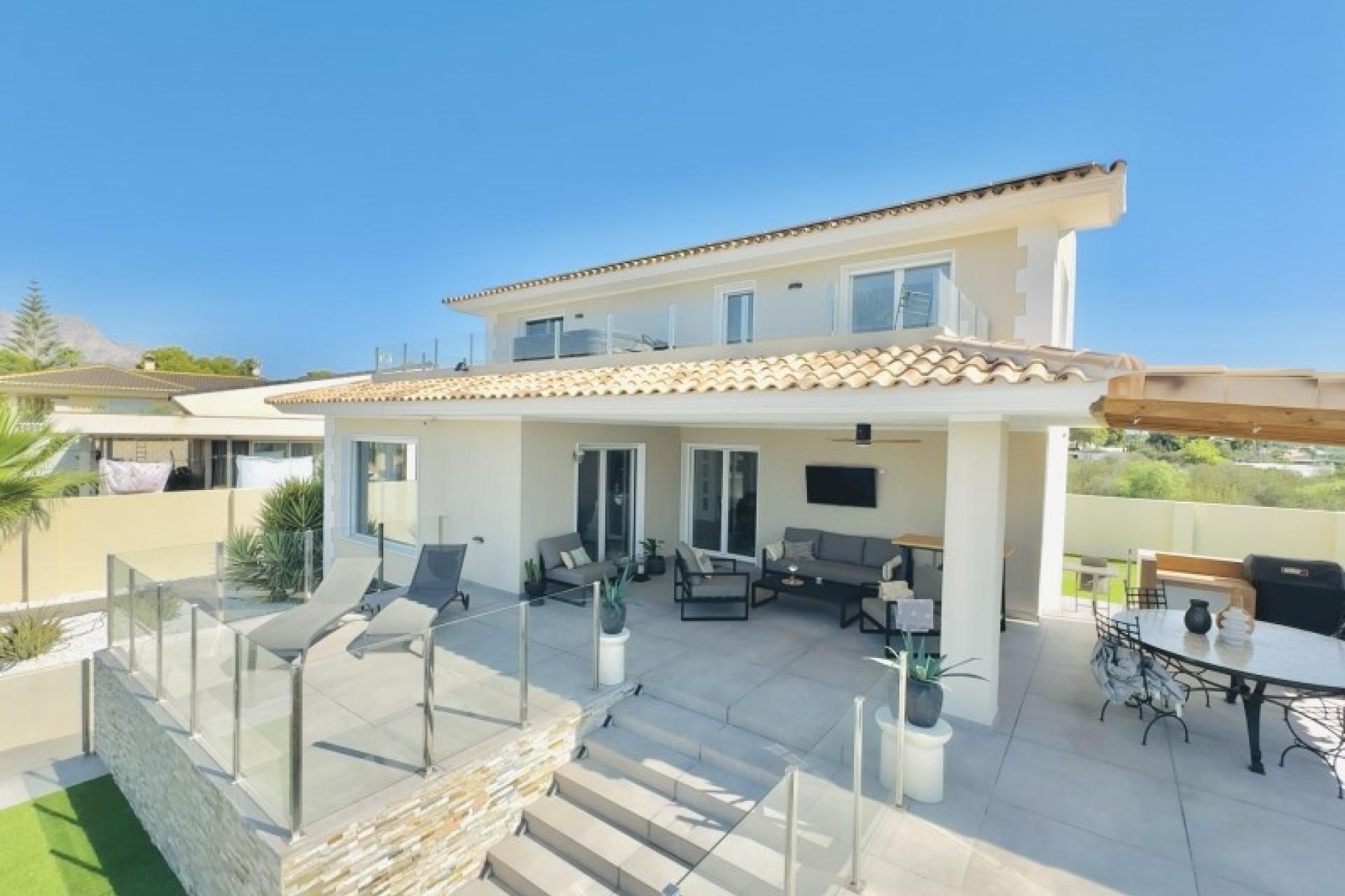 Herverkoop - Vrijstaande Villa -
Alfaz del Pi - Costa Blanca