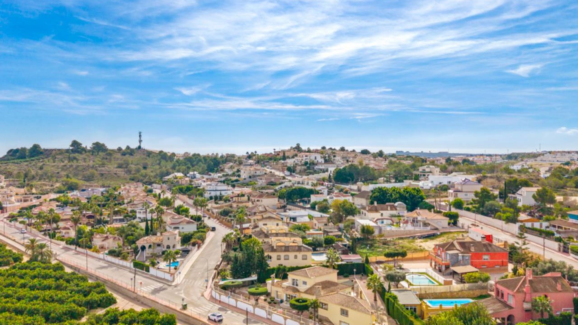 Herverkoop - Vrijstaande Villa -
Algorfa - Castillo de montemar