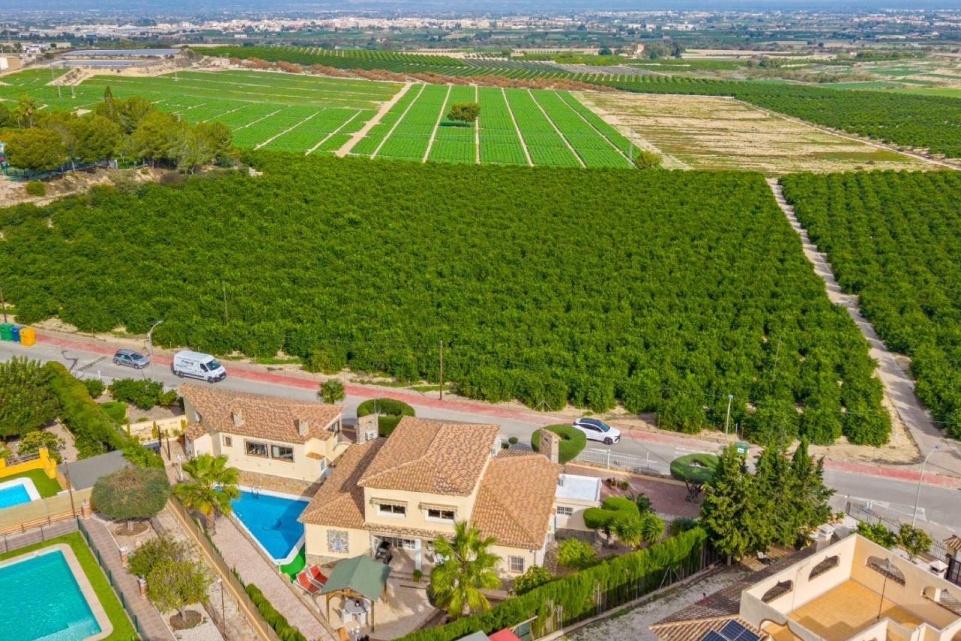 Herverkoop - Vrijstaande Villa -
Algorfa - Castillo de montemar