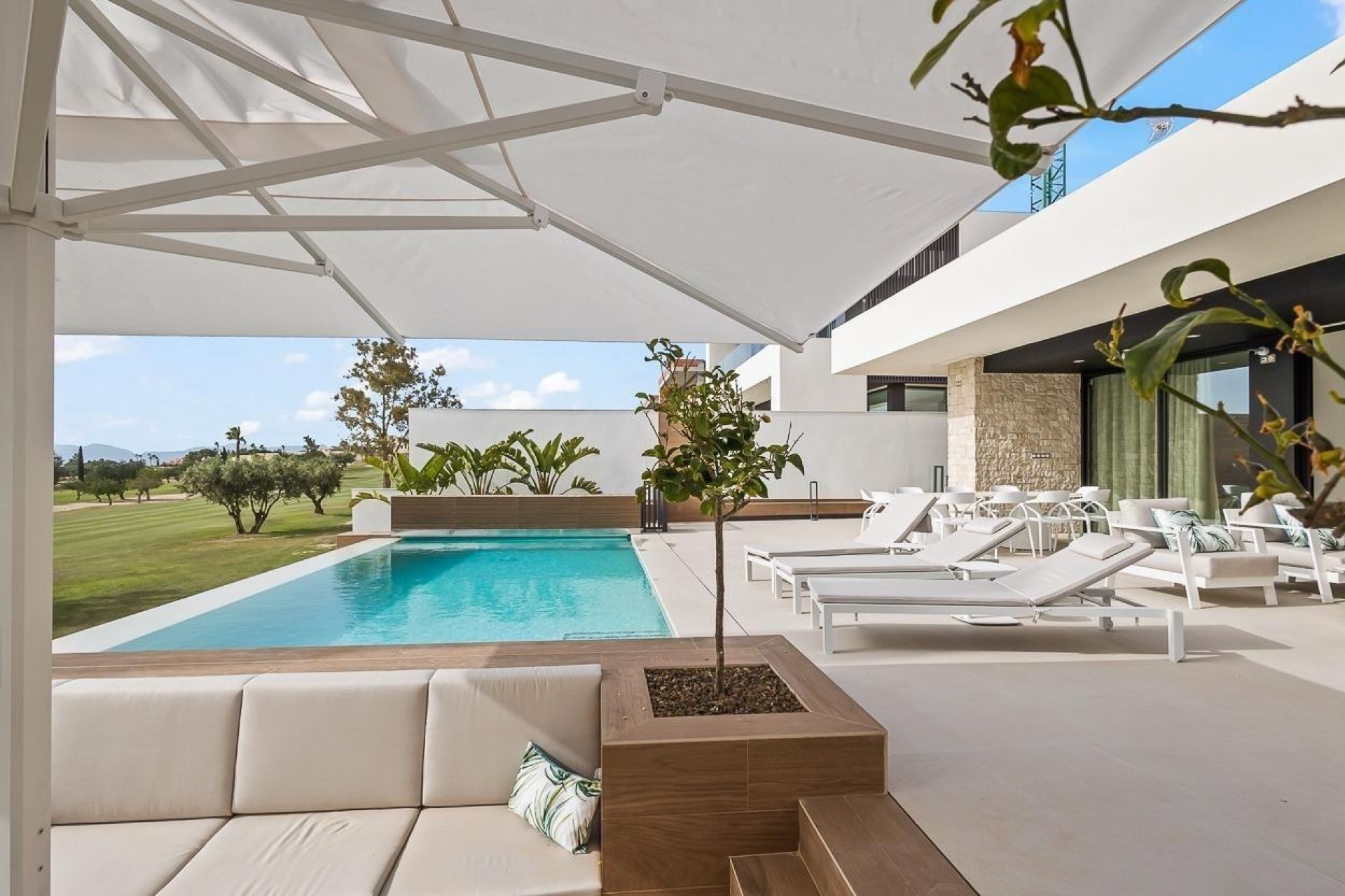 Herverkoop - Vrijstaande Villa -
Algorfa - Comunidad Valenciana