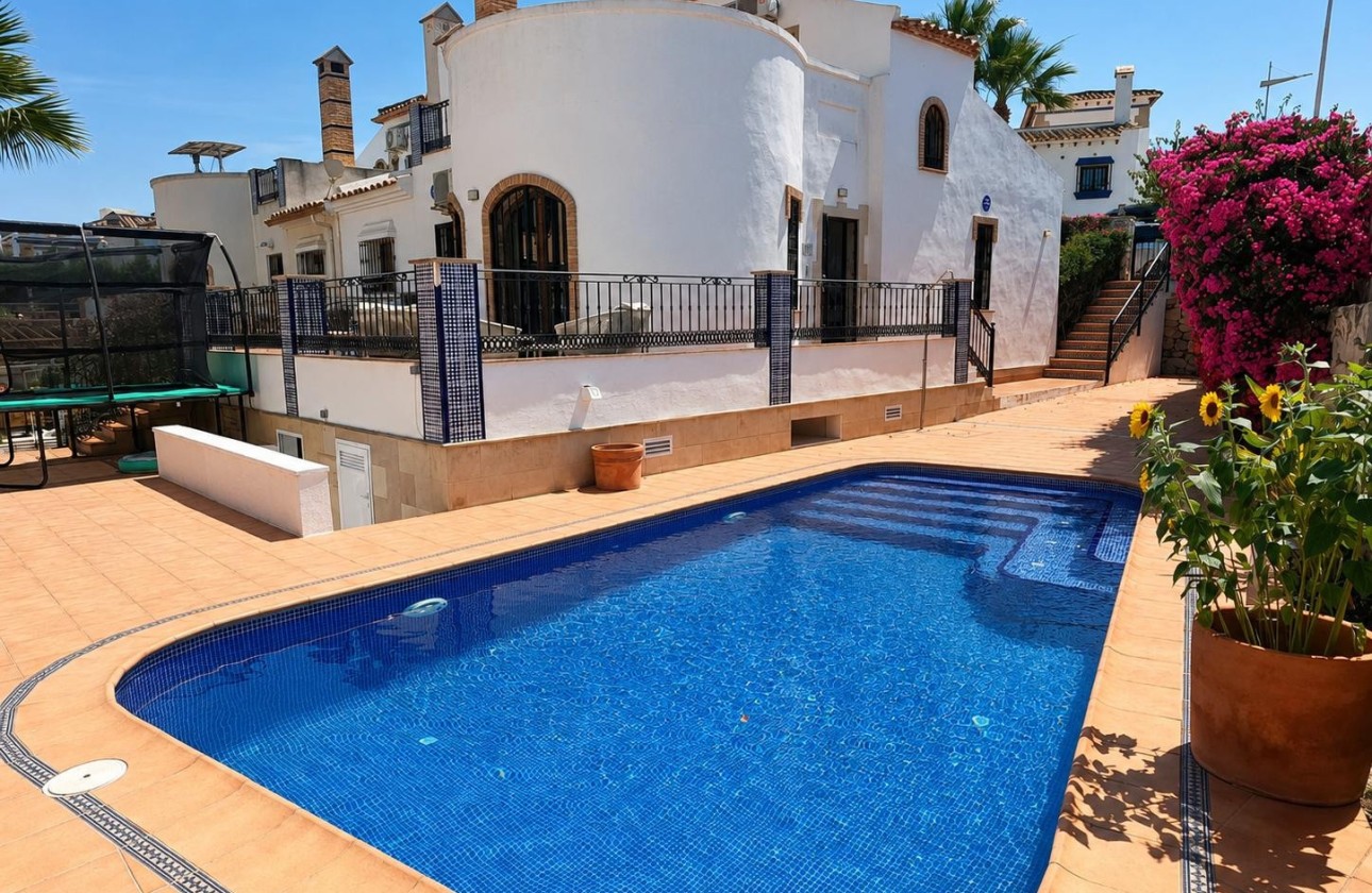Herverkoop - Vrijstaande villa -
Algorfa - La Finca Golf Resort