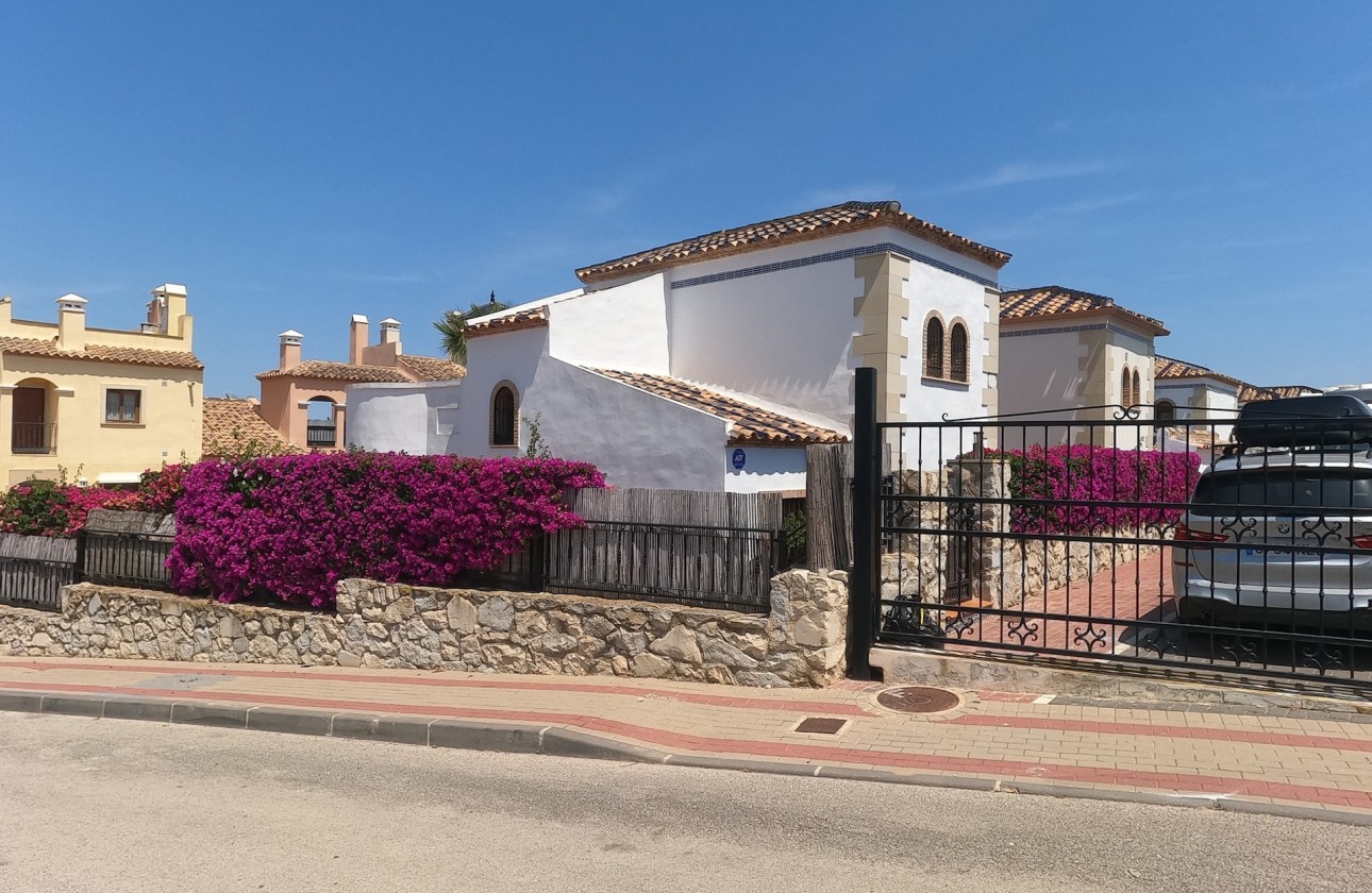 Herverkoop - Vrijstaande villa -
Algorfa - La Finca Golf Resort