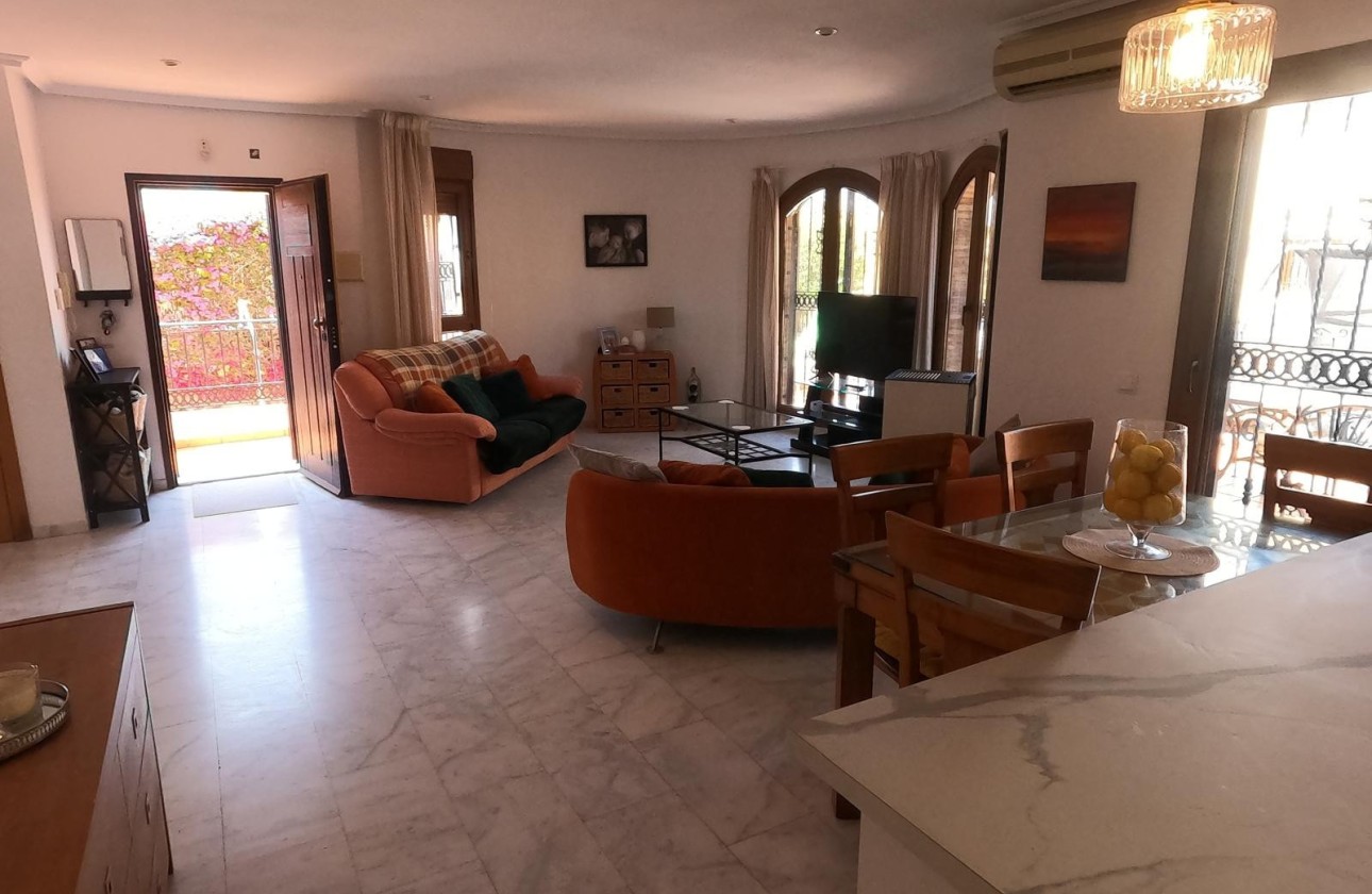 Herverkoop - Vrijstaande villa -
Algorfa - La Finca Golf Resort