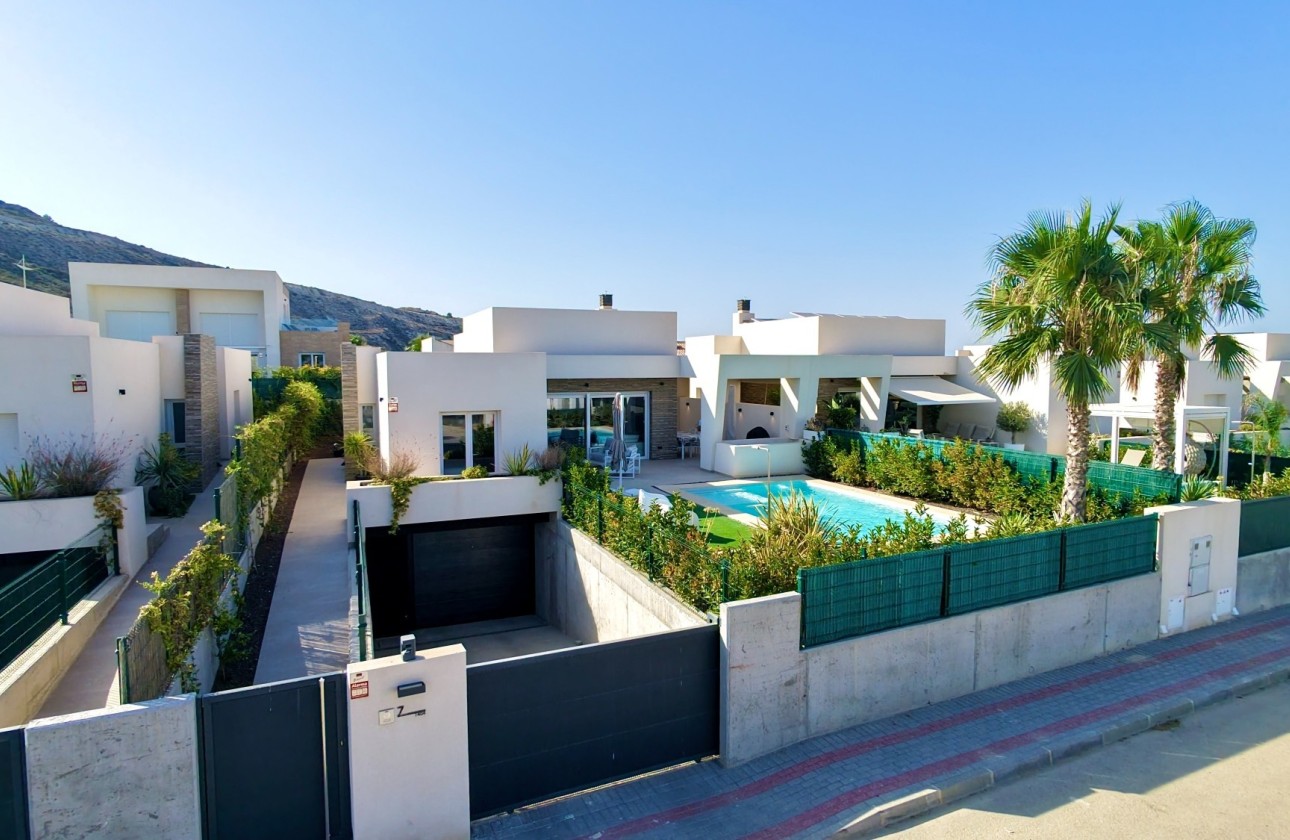 Herverkoop - Vrijstaande Villa -
Algorfa - La Finca Golf Resort