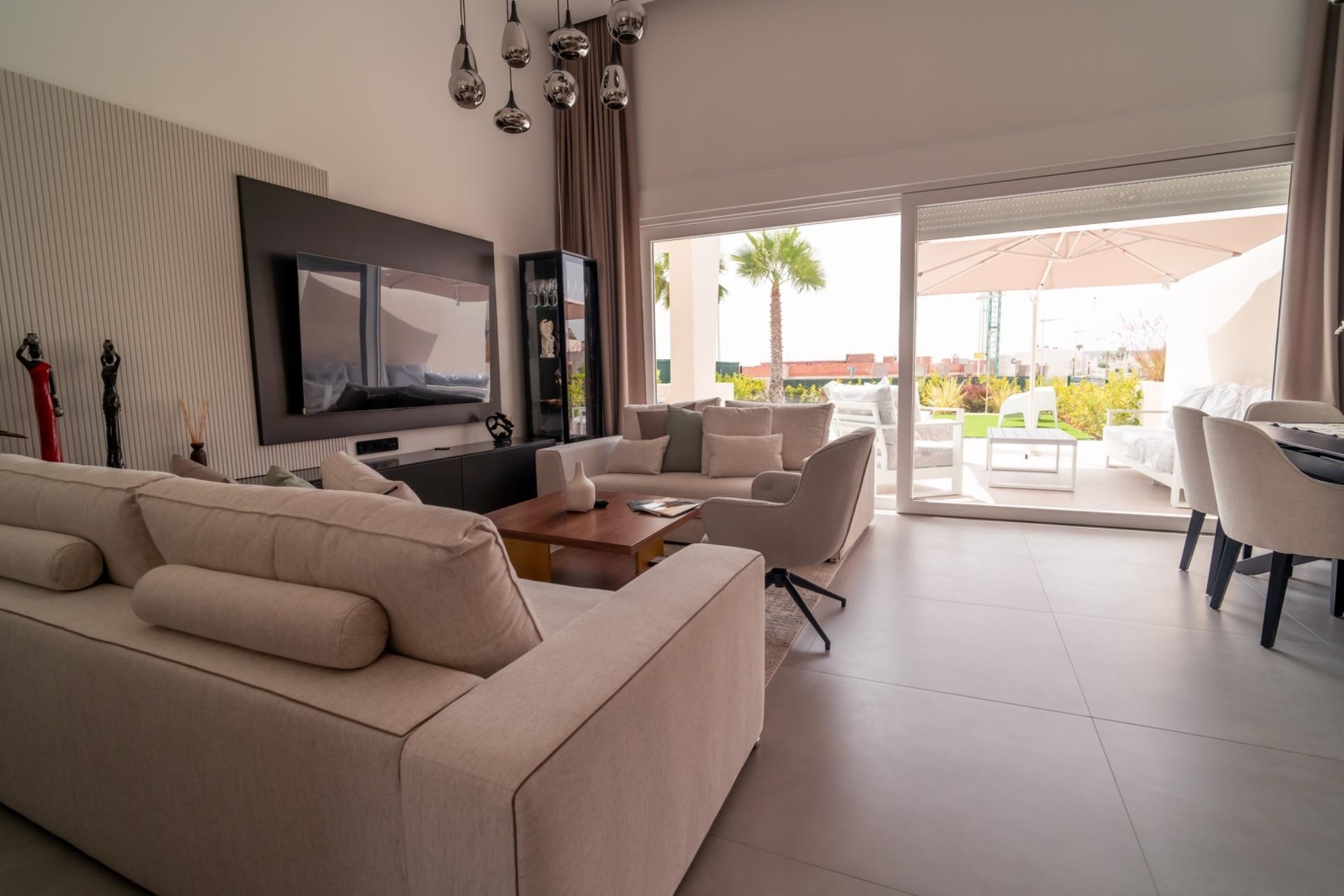 Herverkoop - Vrijstaande Villa -
Algorfa - La Finca Golf